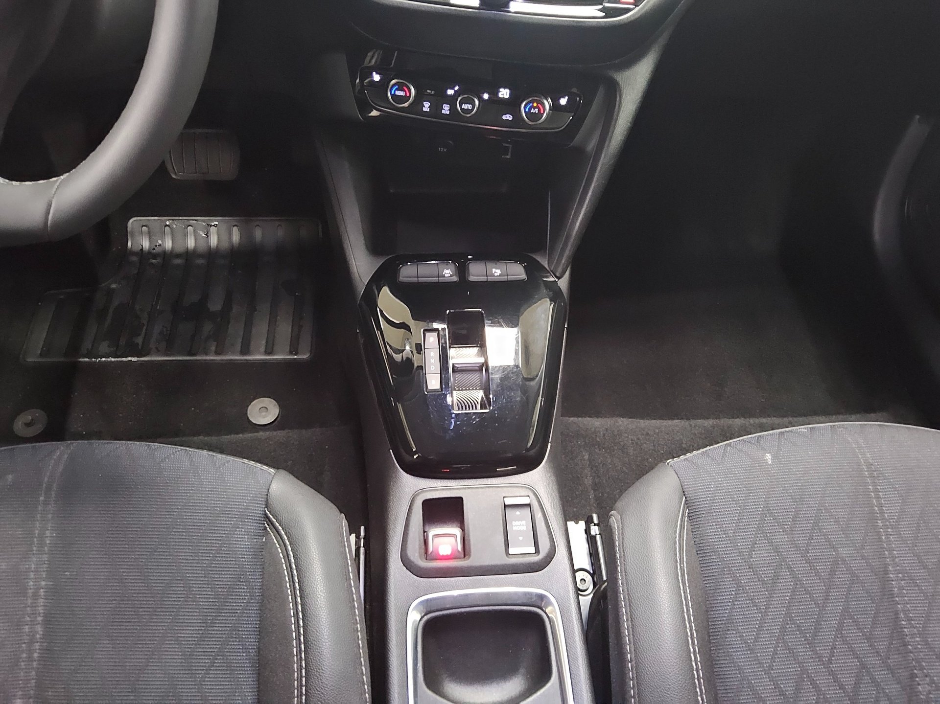 Opel Corsa-e Elegance Navi LED Shz 6