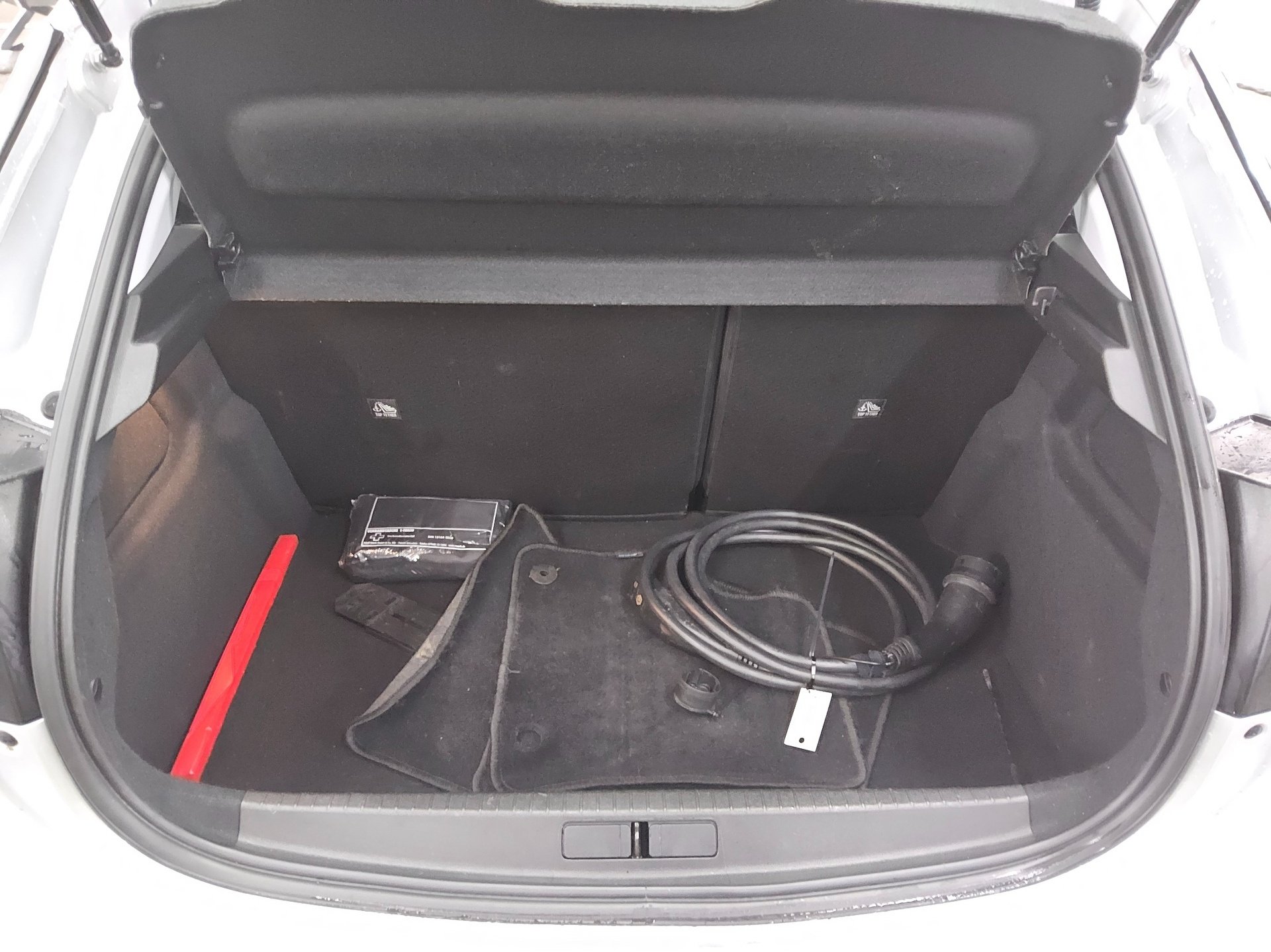 Opel Corsa-e Elegance Navi LED Shz 12