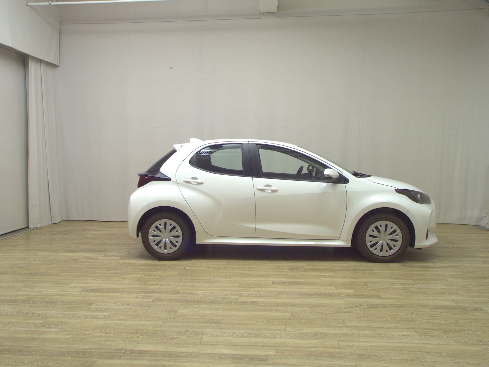 Toyota Yaris 1.0 RFK Klima
