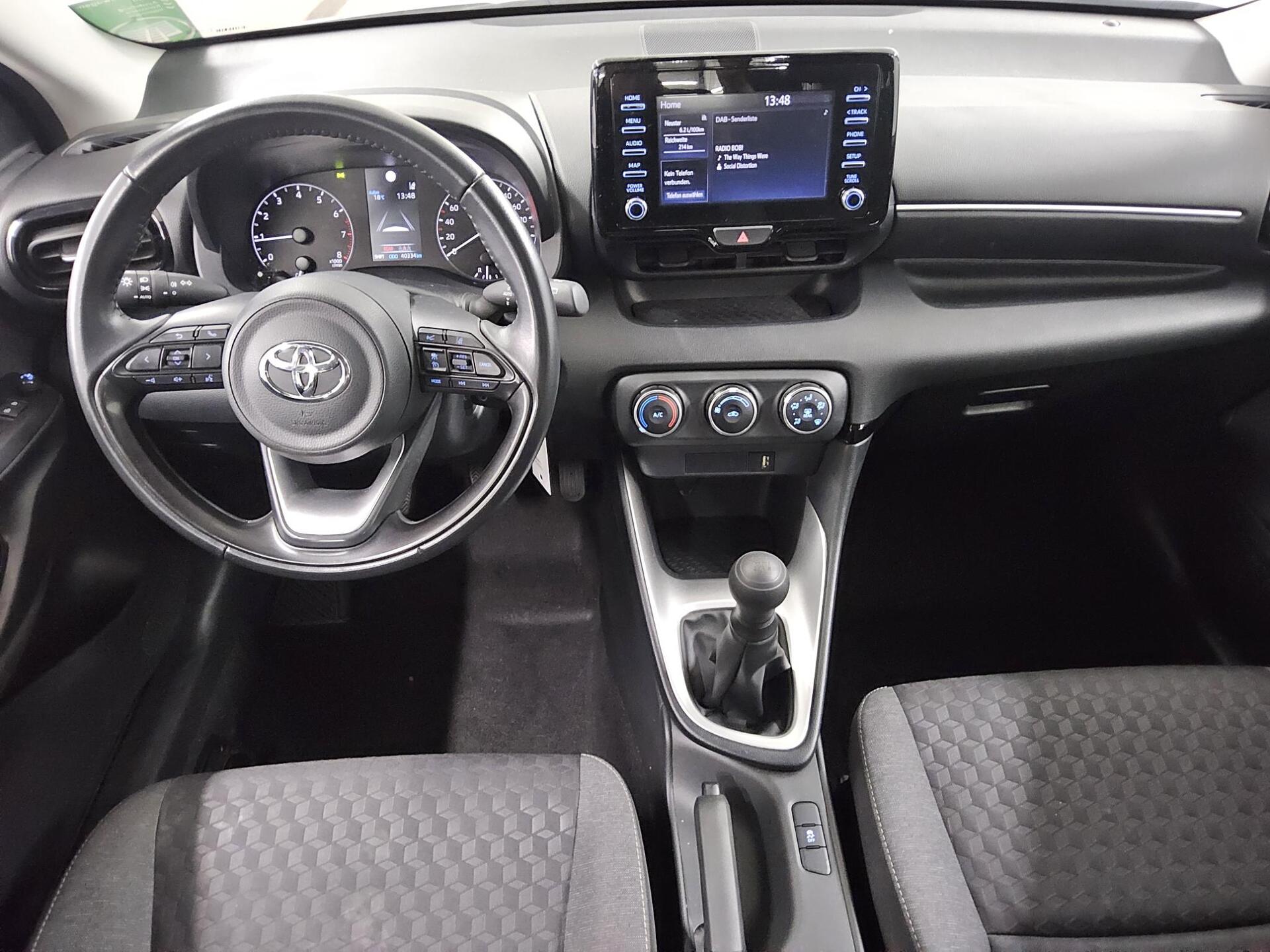 Toyota Yaris 1.0 RFK Klima 5
