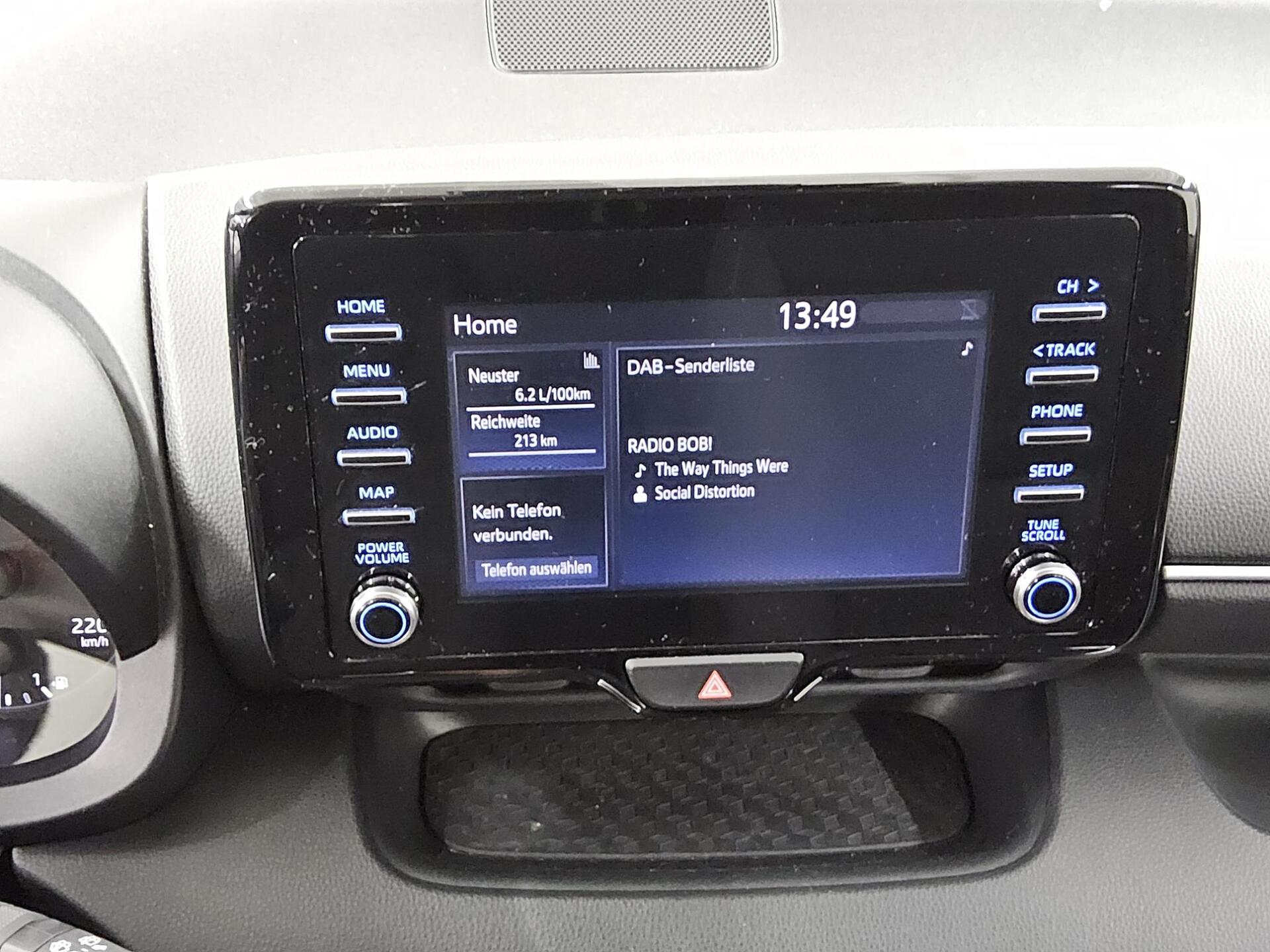 Toyota Yaris 1.0 RFK Klima 7