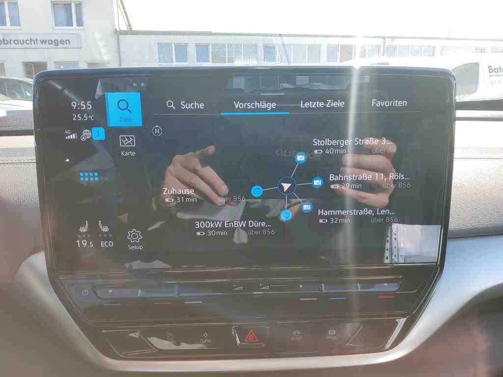 Volkswagen ID.4 Pro Performance NAVI KLIMAAUT SHZ LED ACC 8