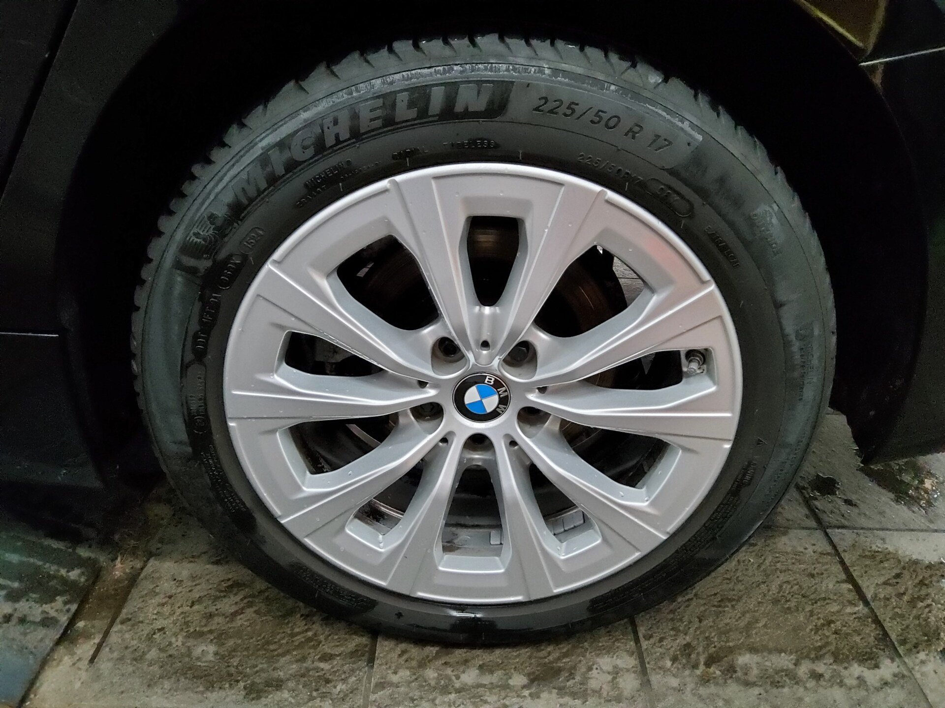 BMW 320dA Touring Advantage Navi LED LC-Pro AHK HiFi T-Leder 11