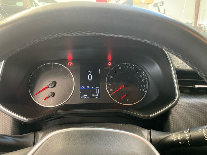 Renault Clio TCe 100 NAVI CARPLAY KLIMAAUT SHZ LED SPURHALTE EL.SPIEGEL 9