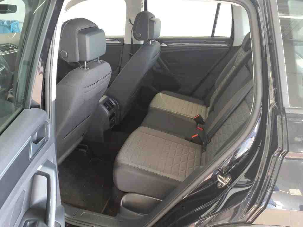 Volkswagen Tiguan 2.0 TDI Life NAVI RFK LED ACC AHK 7