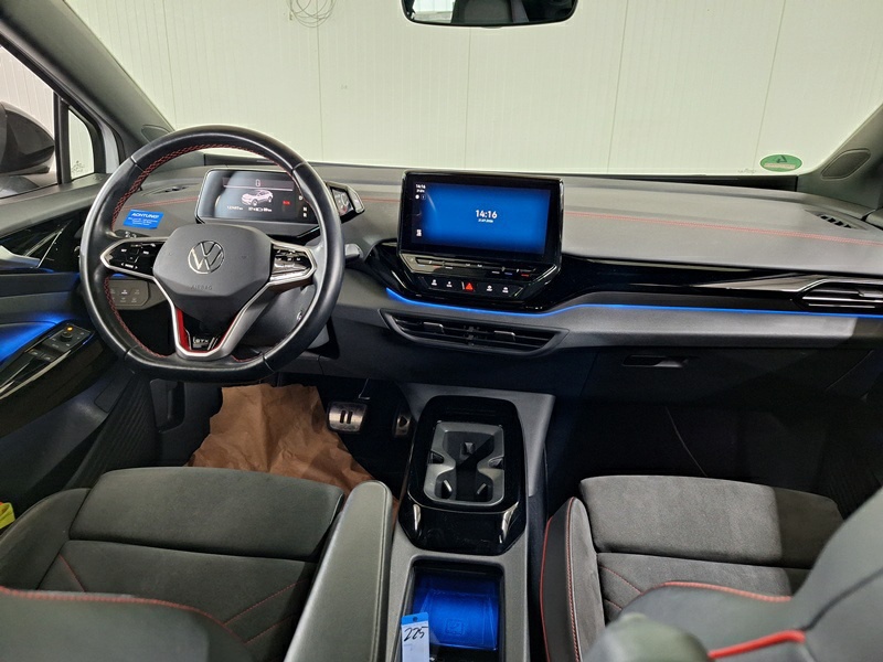 Volkswagen VW ID.4 GTX NAVI SHZ PDC ACC 5