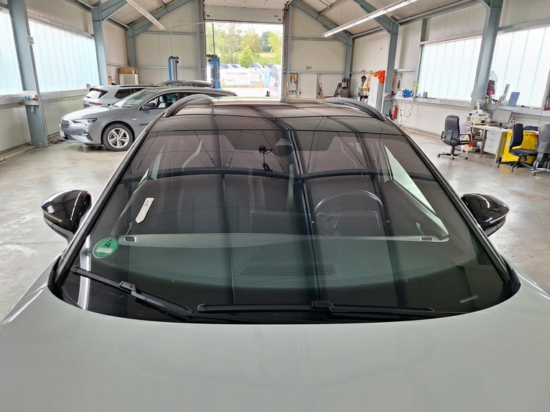 Volkswagen VW ID.4 GTX NAVI SHZ PDC ACC 9