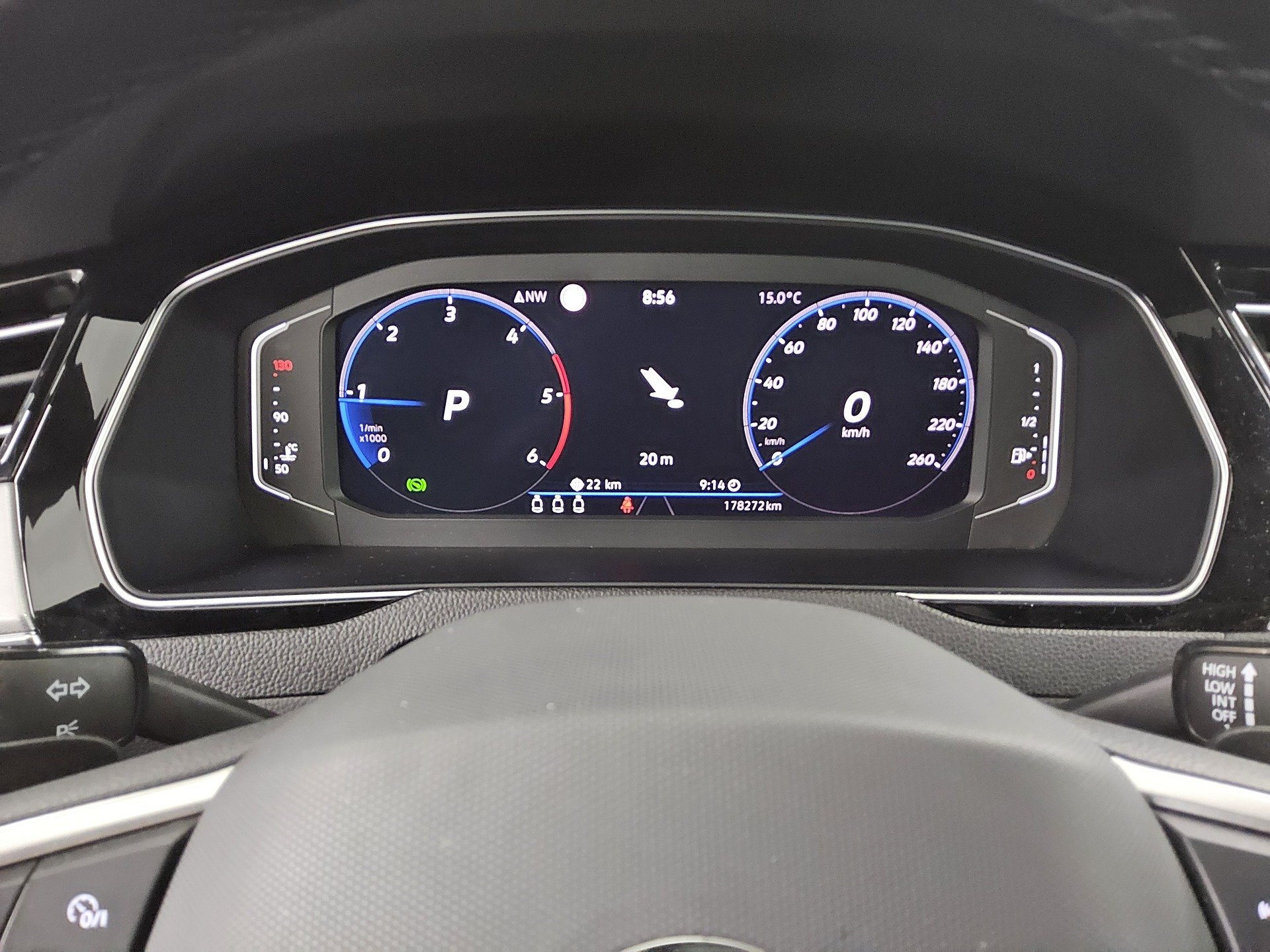Volkswagen Passat Var. 2.0 TDI Business Navi LED DC AHK RFK 8