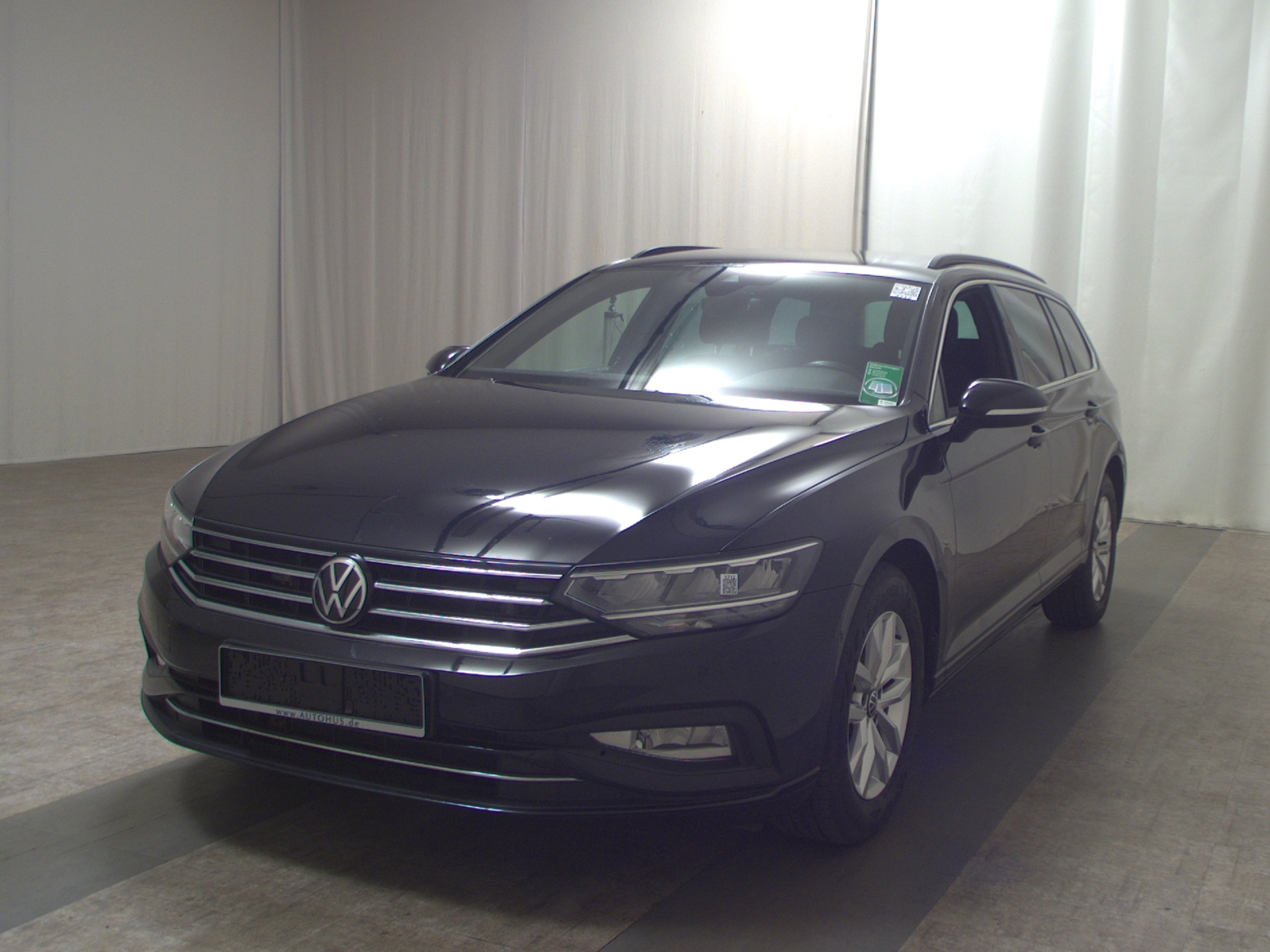 Volkswagen Passat Variant 2.0 TDI Business Navi LED AID Shz el.Heck AHK RFK 2