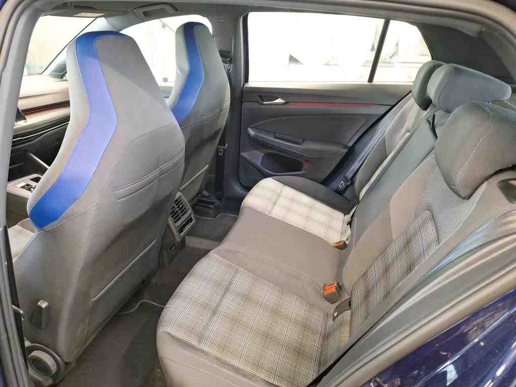 Volkswagen Golf-8 Var. GTE 1.4 TSI GTE NAVI KLIMAAUT SHZ PDC 7