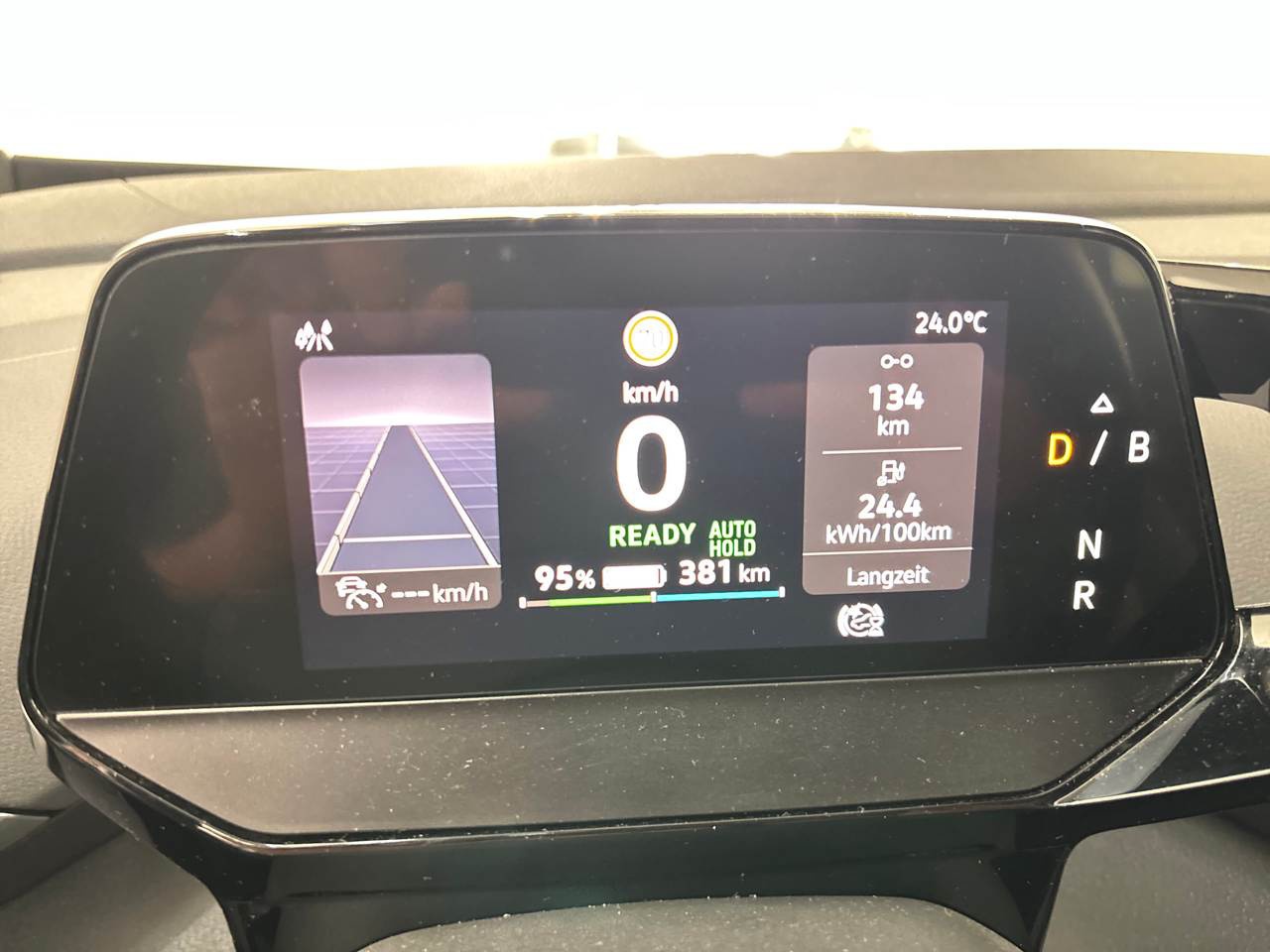 Volkswagen ID.4 Pro Performance NAVI LED PANO HuD AHK 10