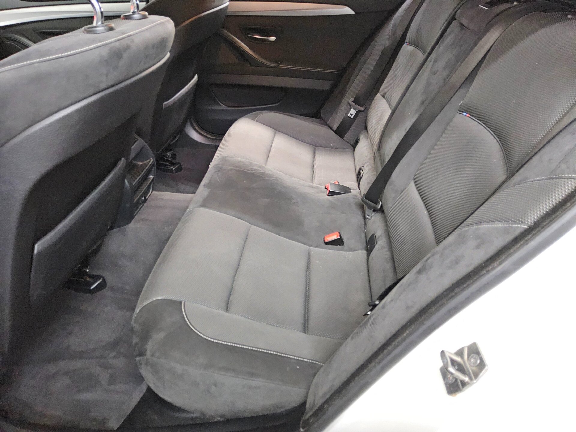 BMW 520dA Touring M-Sport Xenon HiFi AHK HU 03/28 13