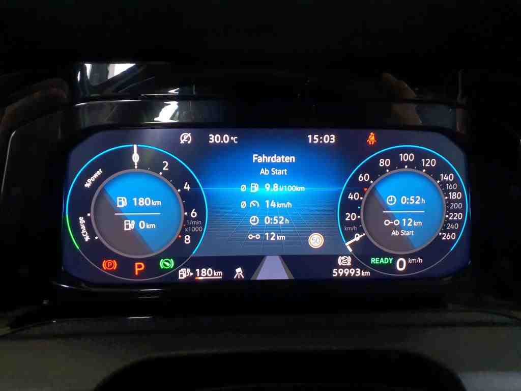 Volkswagen Golf-8 GTE 1.4 TSI NAVI KLIMAAUT SHZ RFK LED 6