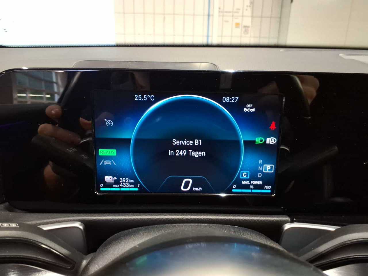 Mercedes-Benz 250 AMG-Line T-LEDER NAVI LED MBUX RFK 10