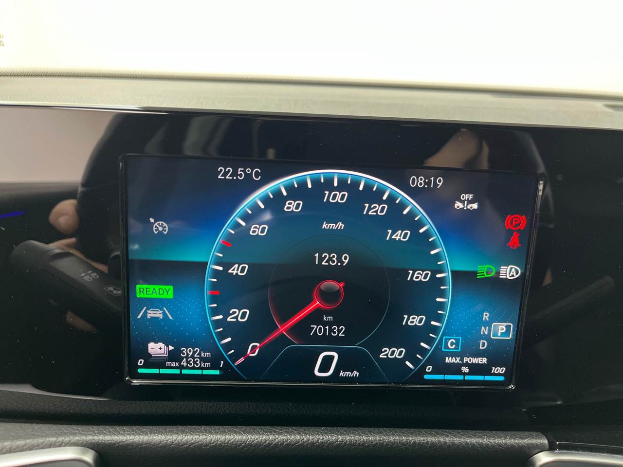 Mercedes-Benz 250 AMG-Line T-LEDER NAVI LED MBUX RFK 9