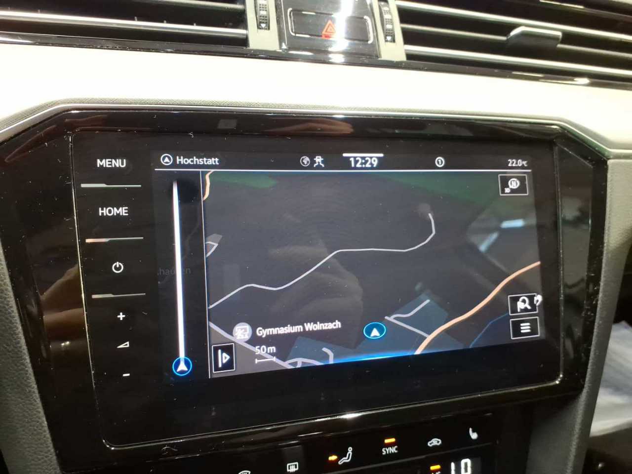 Volkswagen Passat Variant 2.0 TDI Business NAVI LED AID SHZ RFK 9
