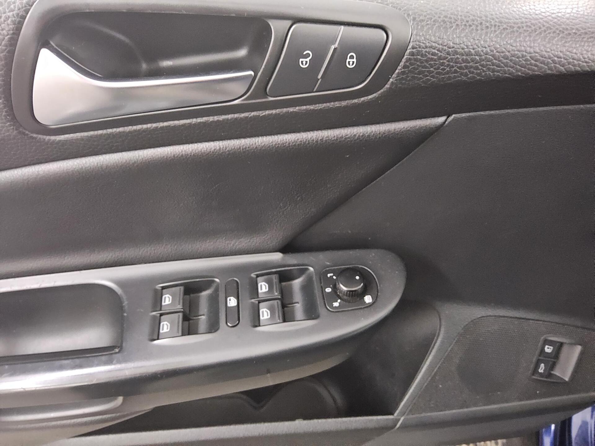 Volkswagen Passat Variant 2.0 TDI Trendline DSG T-Leder AHK 9