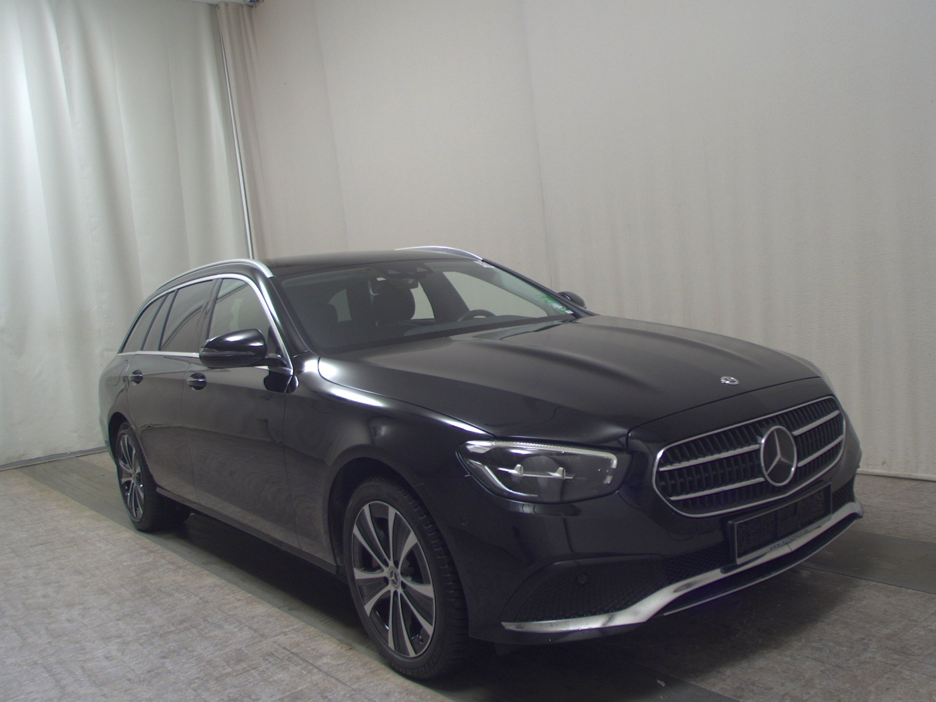 Mercedes-Benz E 300 T de Avantgarde Navi LED Widescreen AHK 3