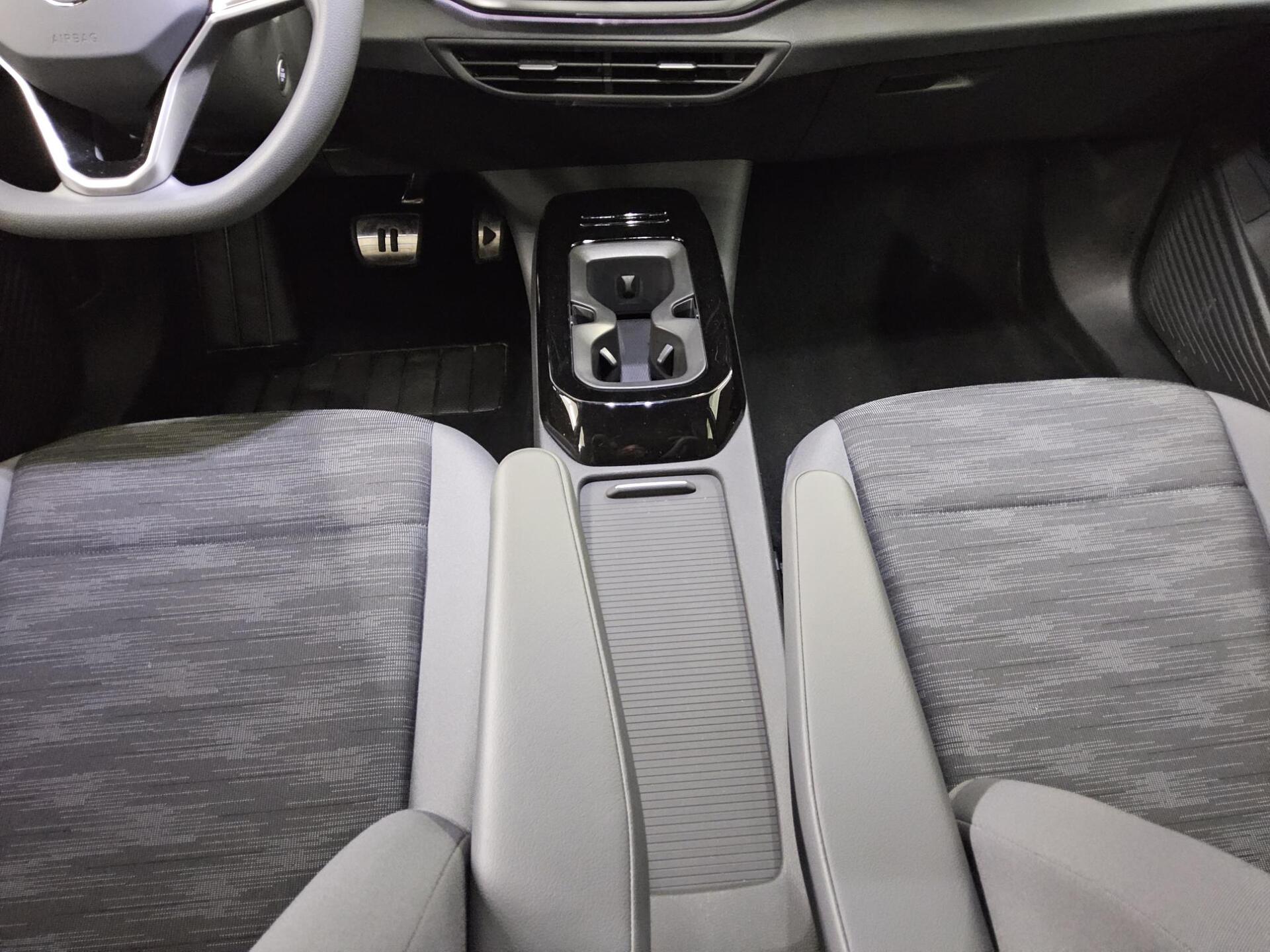 Volkswagen ID.5 Navi LED PDC 6