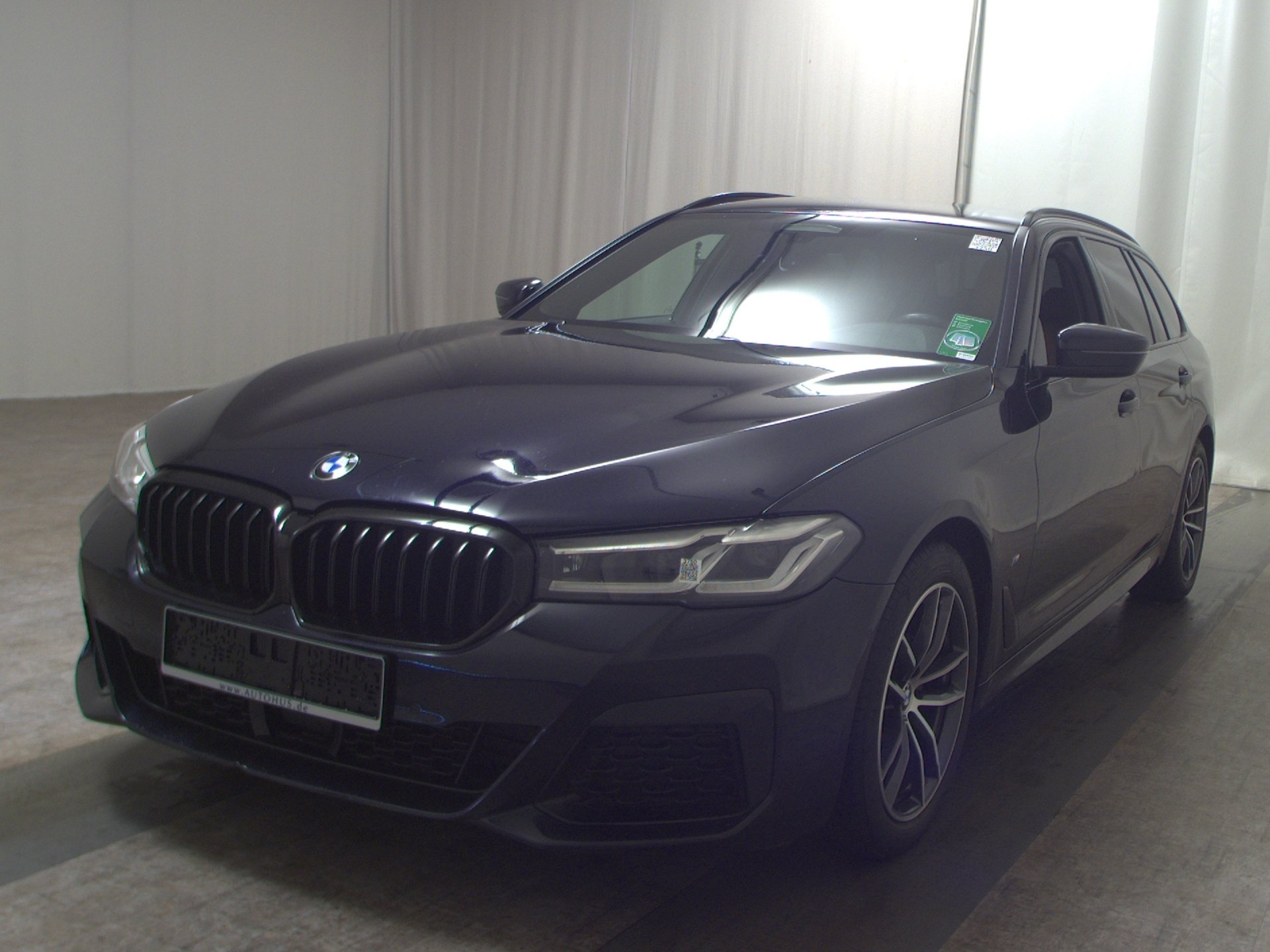 BMW 520dA Touring xDr M-Sport Navi LED LC-Pro RFK 2