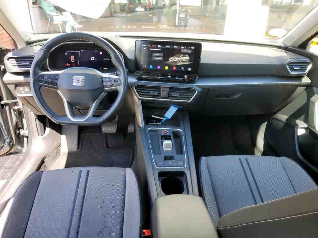 Seat Leon Sportstourer 2.0 TDI Style NAVI LED RADIO MFL SHZ 5