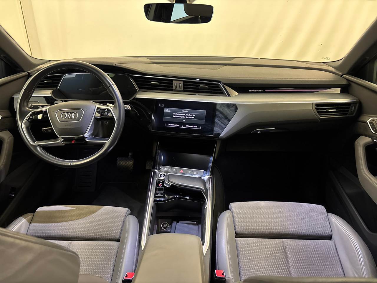 Audi e-tron 55 Qu. S-Line NAVI T-LEDER VIRTUAL SHZ RFK 3