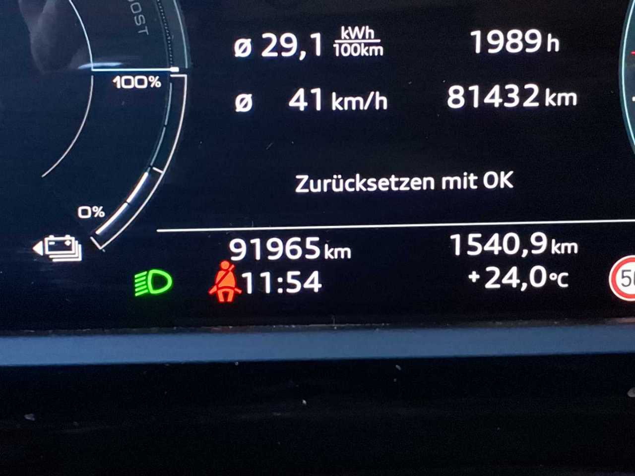 Audi e-tron 55 Qu. S-Line NAVI T-LEDER VIRTUAL SHZ RFK 9