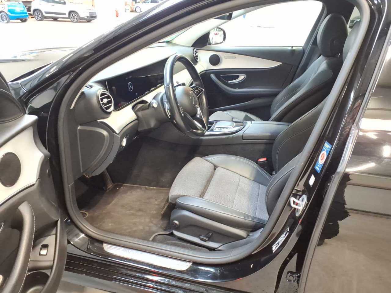 Mercedes-Benz E 300 d 4M AMG-Line NAVI LED SHZ RFK 8