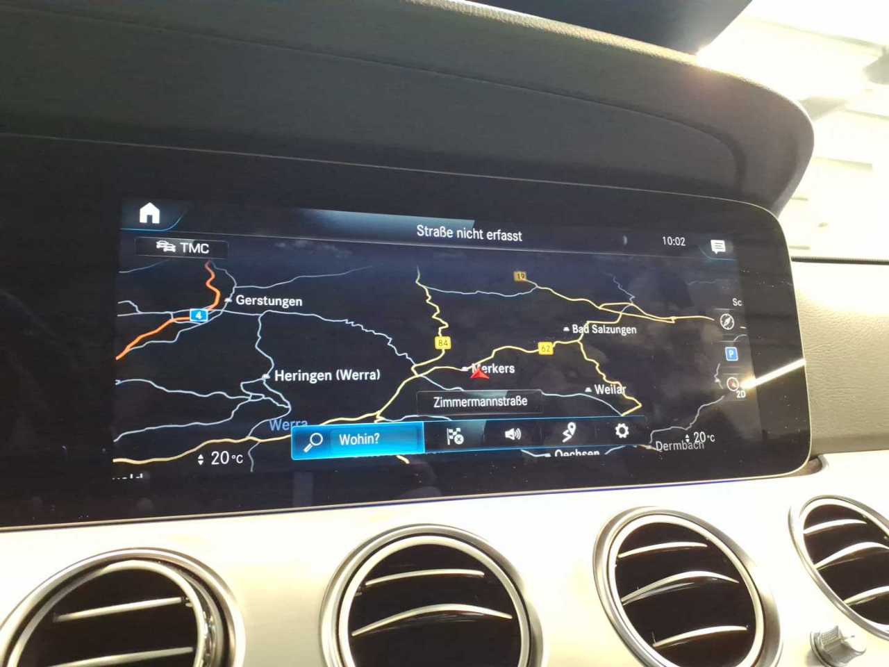 Mercedes-Benz E 300 d 4M AMG-Line NAVI LED SHZ RFK 10