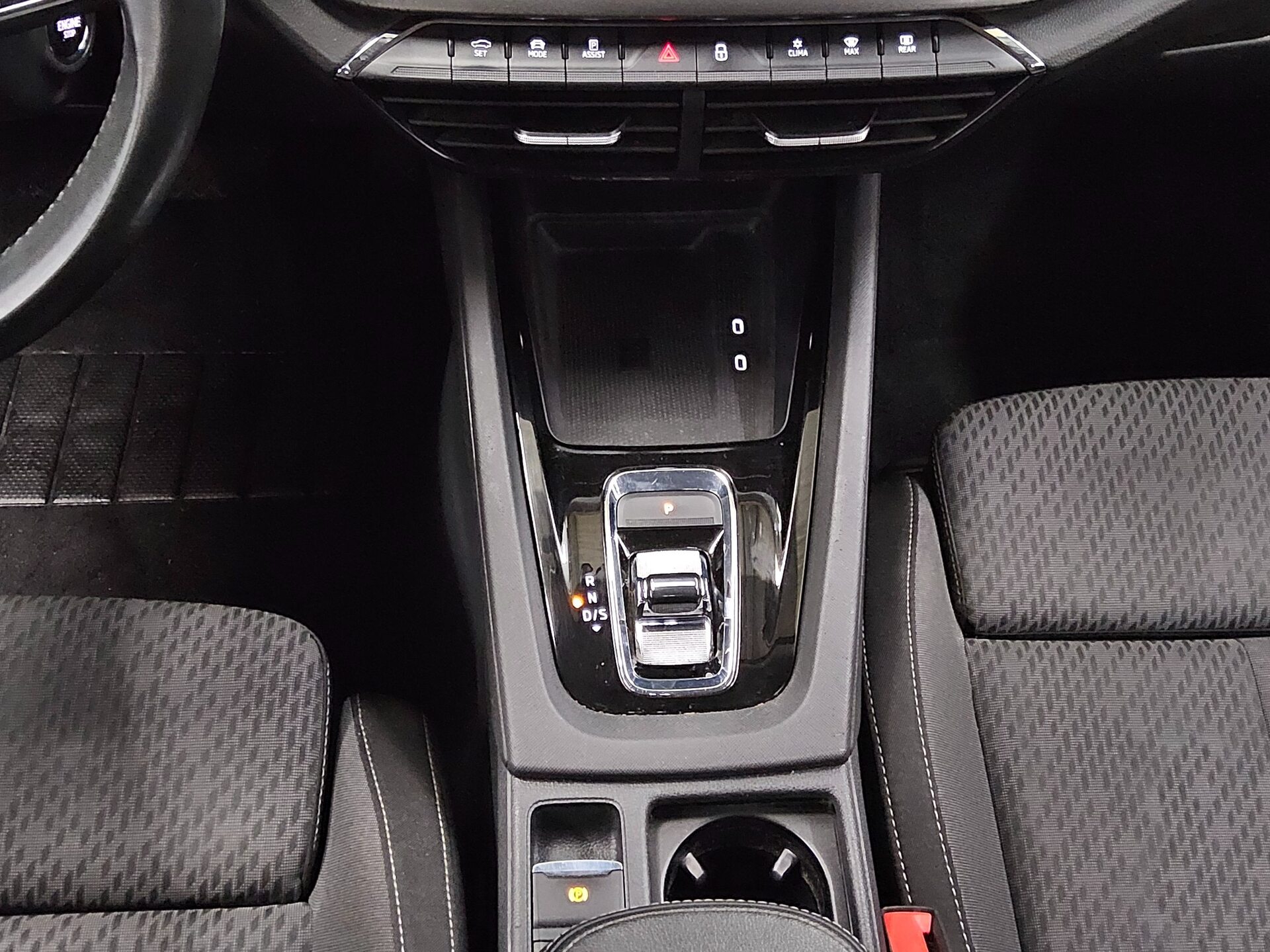 Skoda Octavia Kombi 2.0 TDI Ambition Navi LED vc ACC 7