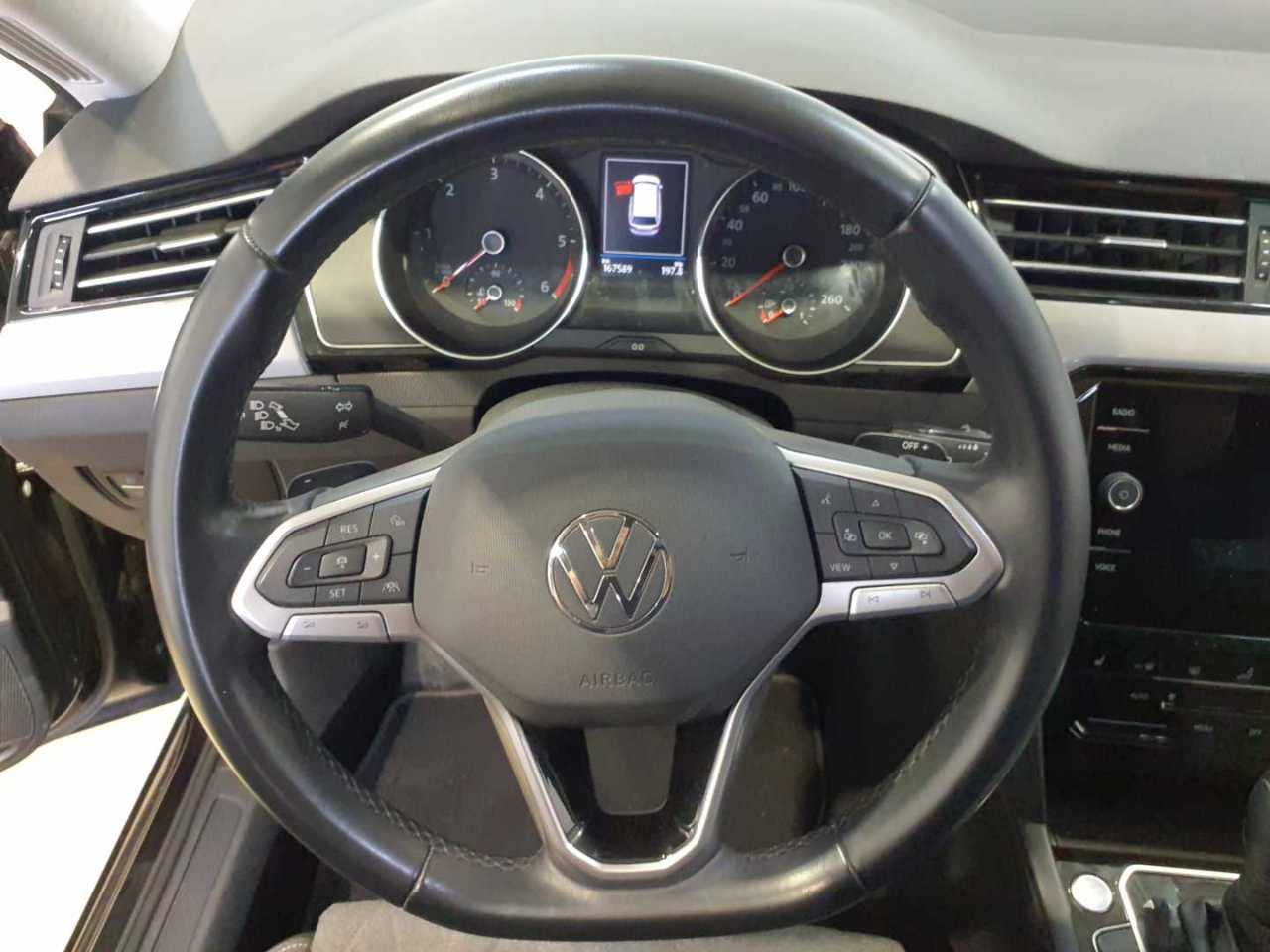 Volkswagen Passat Variant 2.0 TDI Business NAVI LED SHZ AHK RFK 8