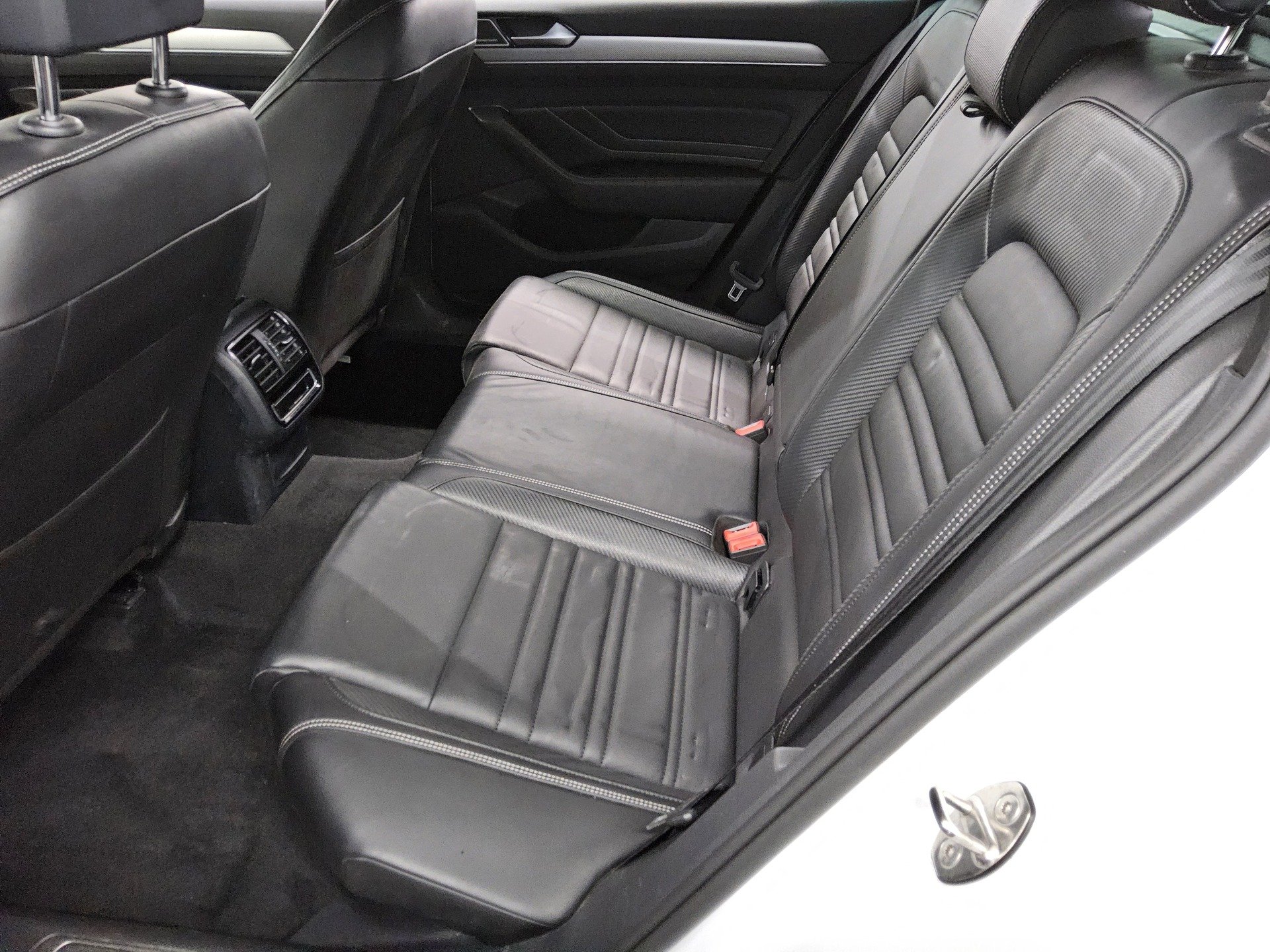 Volkswagen Passat Var. 2.0 TSI R-Line Navi Matrix AID Leder 13