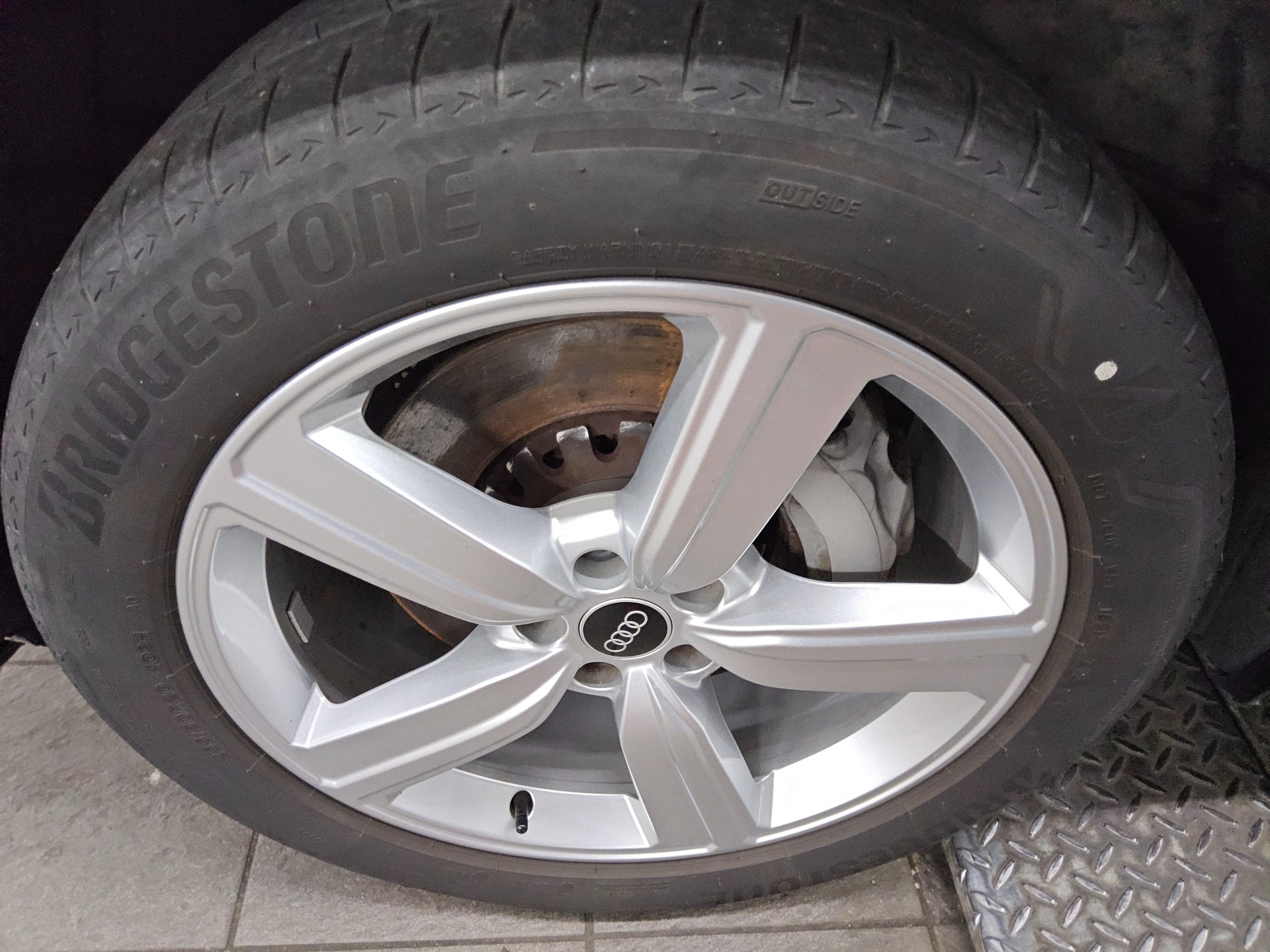 Audi e-tron advanced Leder Navi LED vc 11