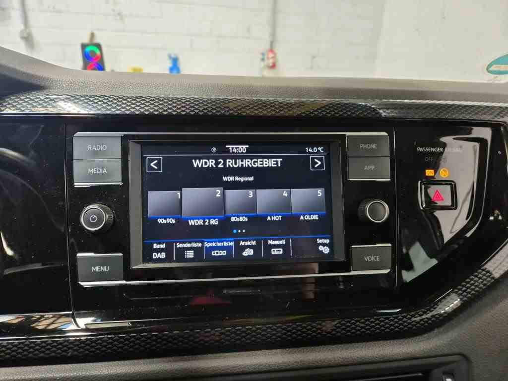 Volkswagen Polo Life KLIMA RADIO MFL PDC DAB 8