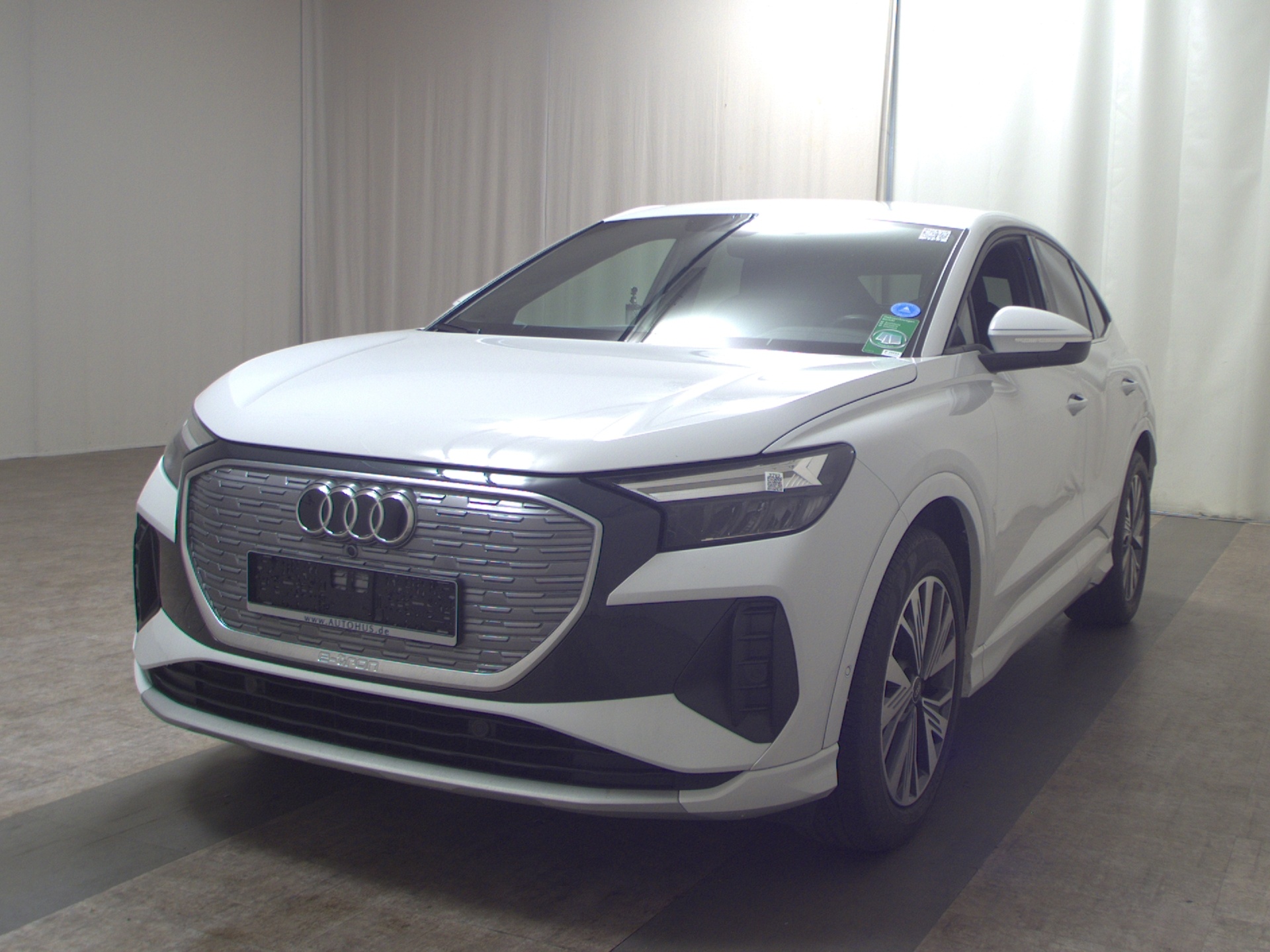 Audi Q4 Sportback 35 e-tron S-Line Leder Navi SONOS LED 2
