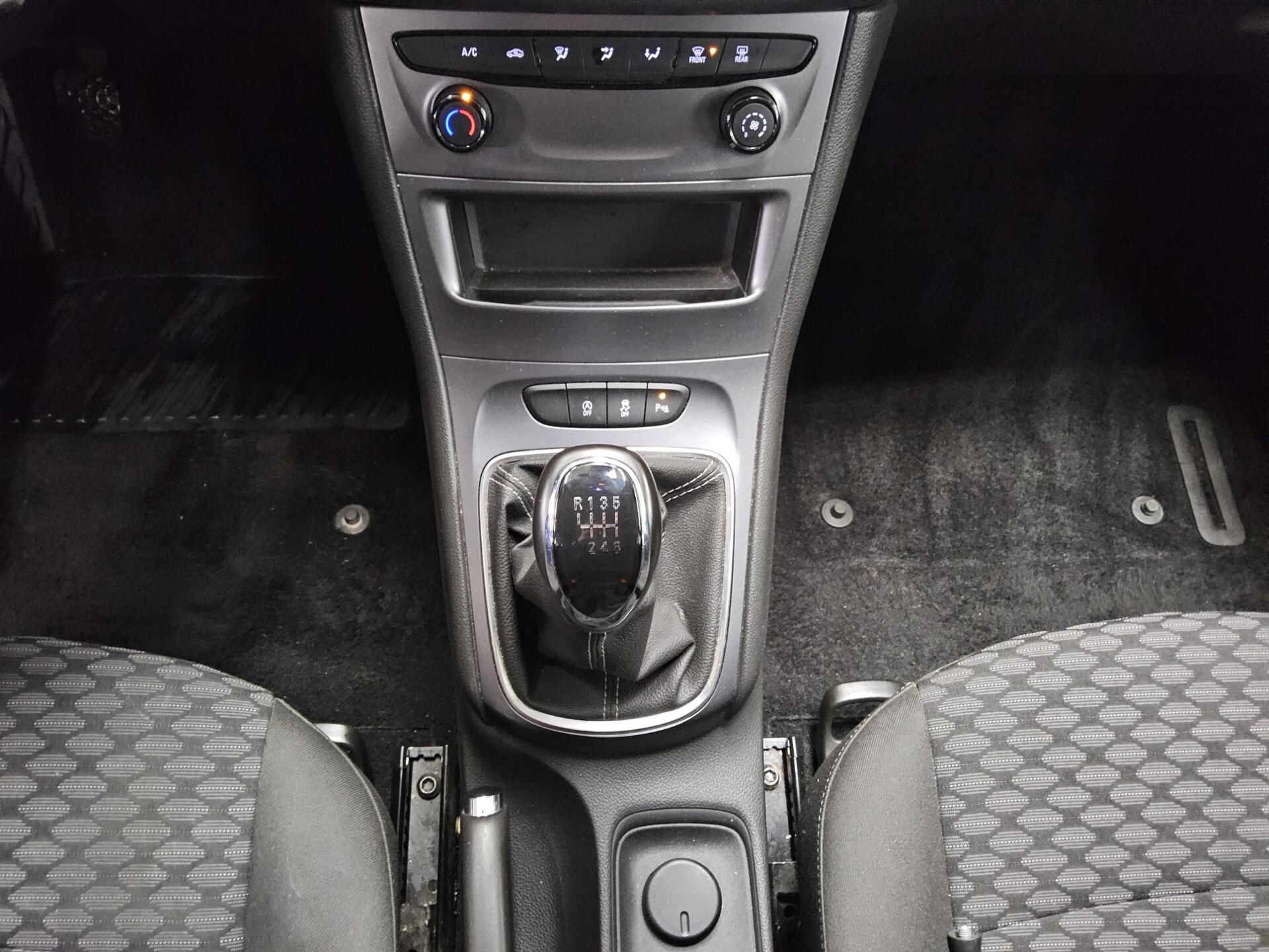 Opel Astra ST 1.5 D Business Ed. -Motorschaden- 6