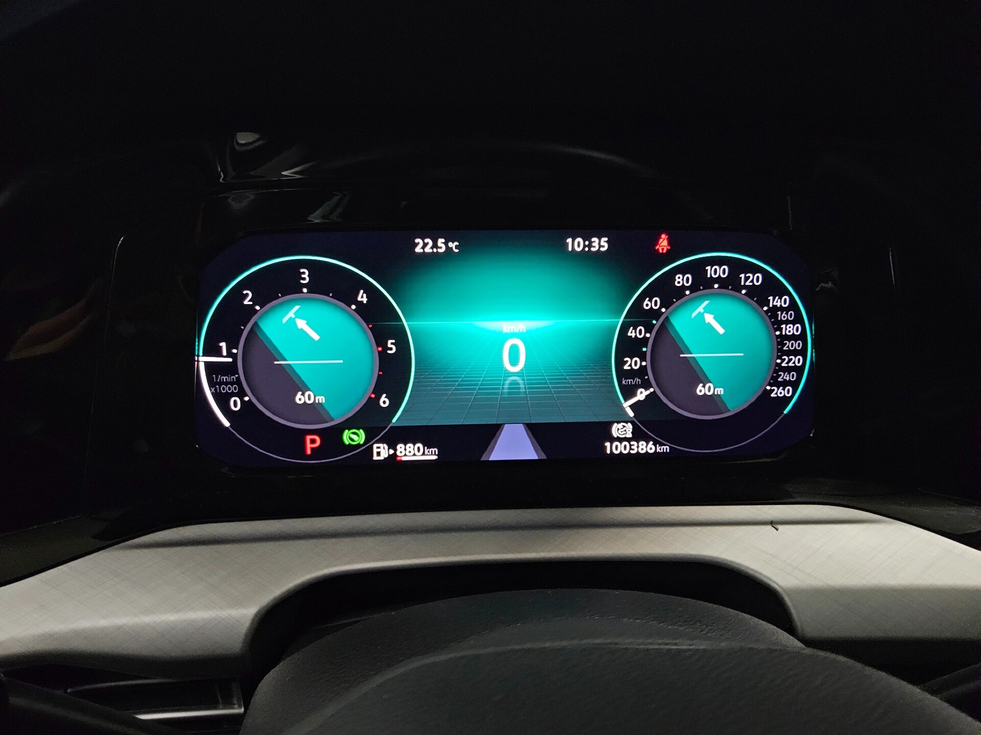 Volkswagen Golf-8 Var. 2.0 TDI Life Navi LED AID 8