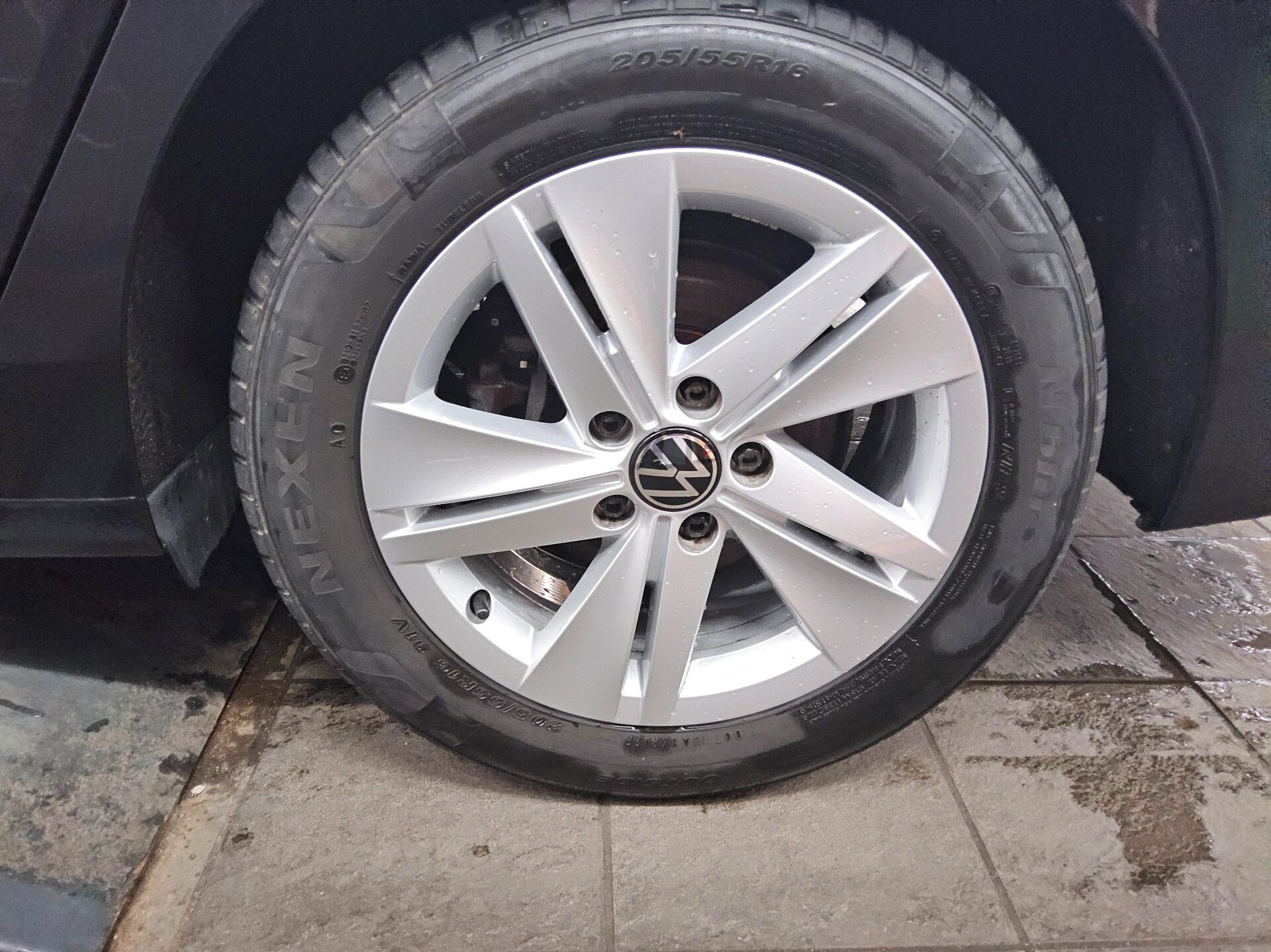 Volkswagen Golf-8 Var. 2.0 TDI Life Navi LED AID 11