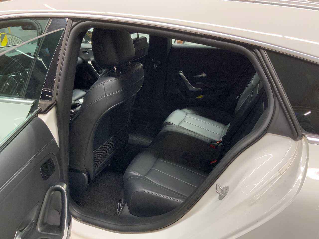 Mercedes-Benz CLA 180 SB d Progressive NAVI KLIMAAUT LED RADIO TEMPO 9