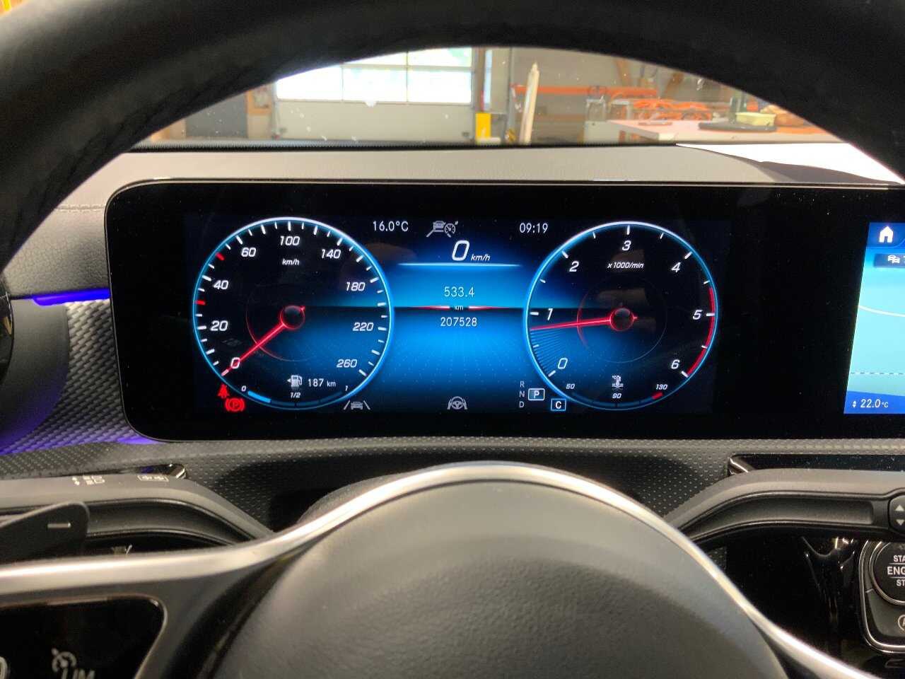 Mercedes-Benz CLA 180 SB d Progressive NAVI KLIMAAUT LED RADIO TEMPO 6