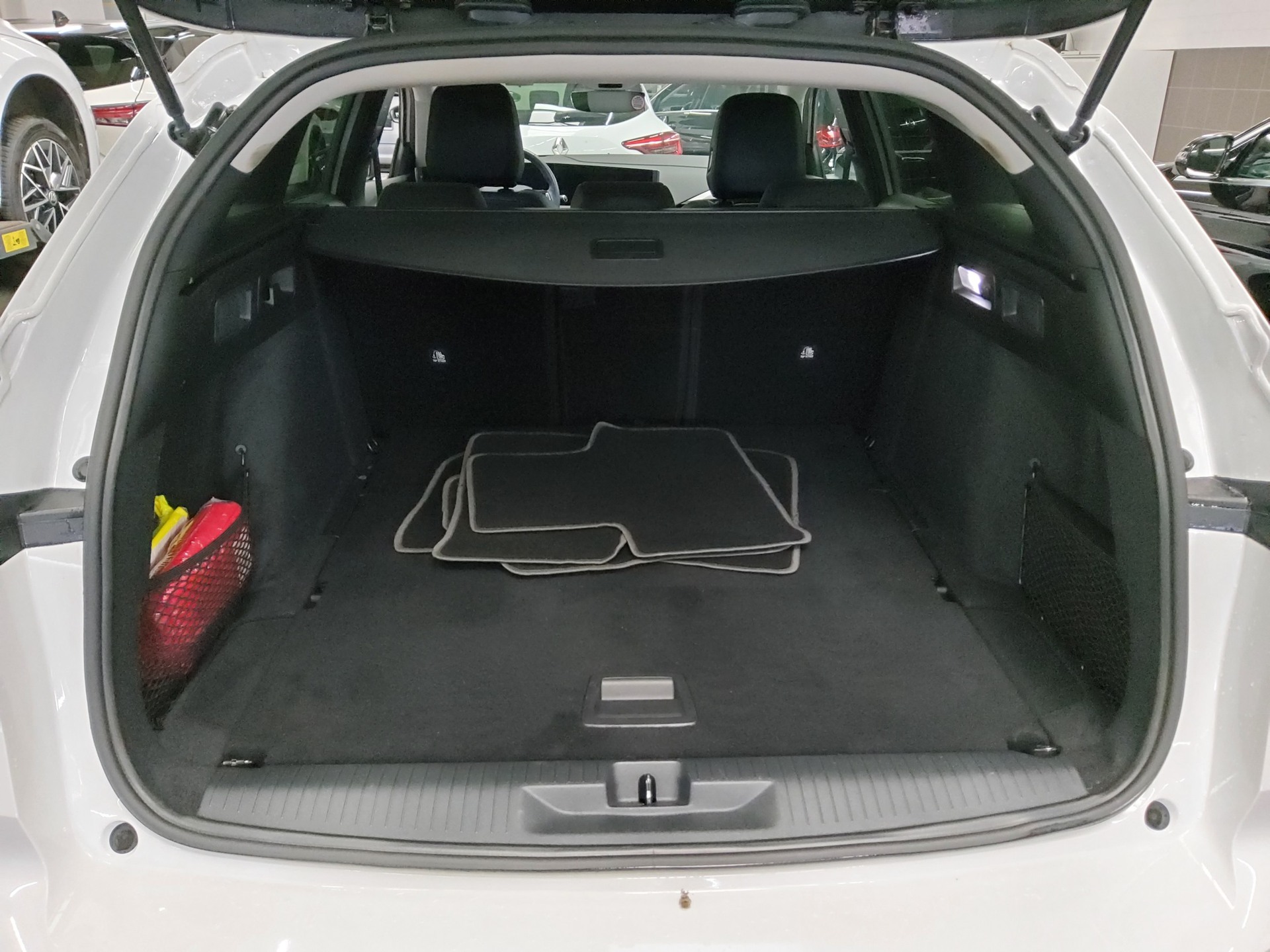 Opel Astra ST 1.5 D Business Elegance T-Leder Navi 12