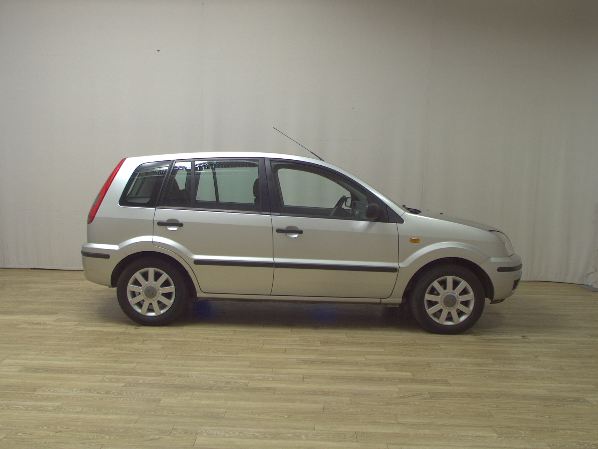 Ford Fusion 1.4 TDCi Trend AHK Shz Klima