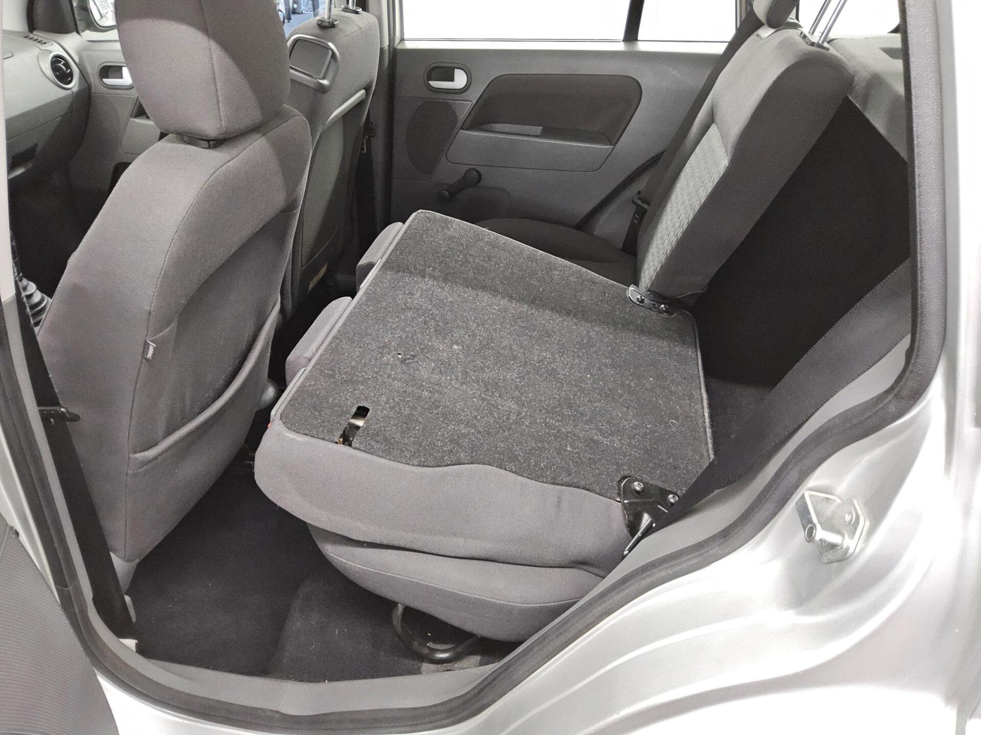 Ford Fusion 1.4 TDCi Trend AHK Shz Klima 12