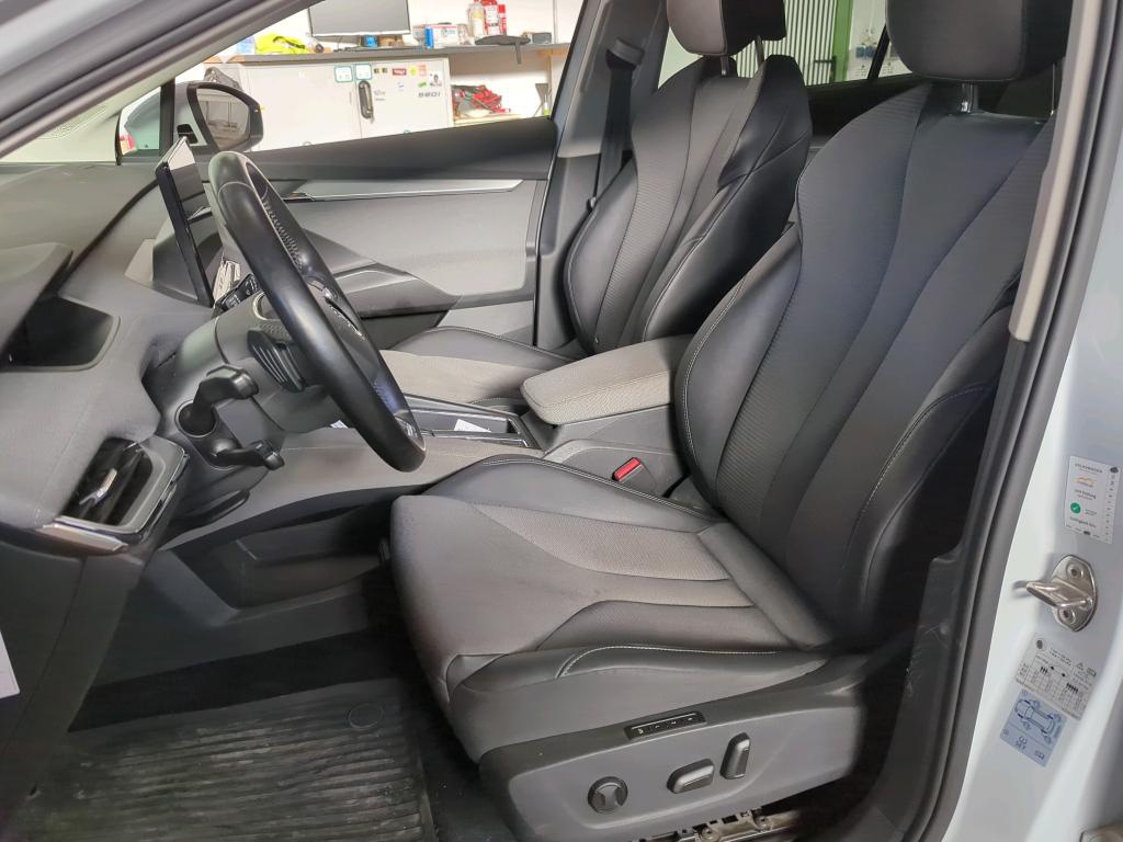 Skoda Enyaq iV 80 NAVI KLIMAAUT LED RADIO AID 6