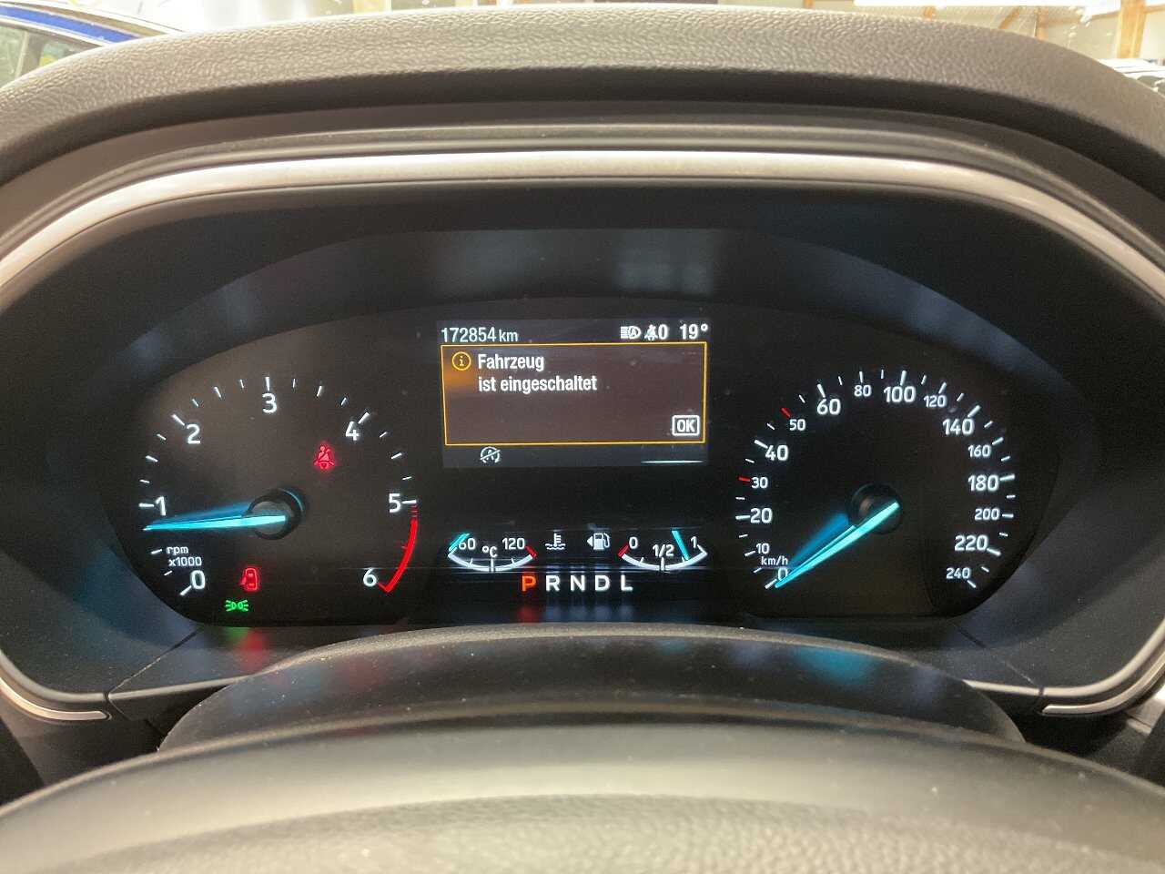Ford Focus Turnier 1.5 EB Cool&Connect Navi LED AHK RFK ACC 7