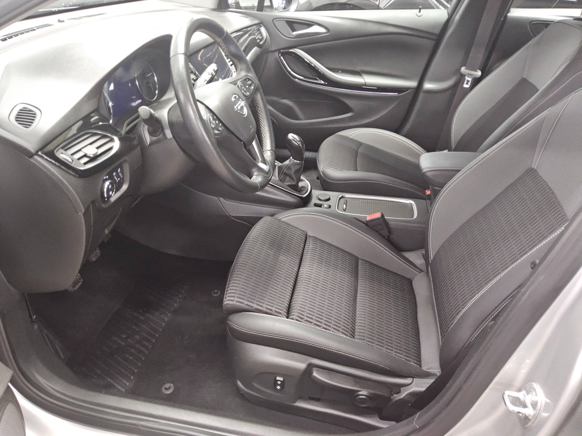 Opel Astra ST 1.5 D Elegance -Motorschaden- 8