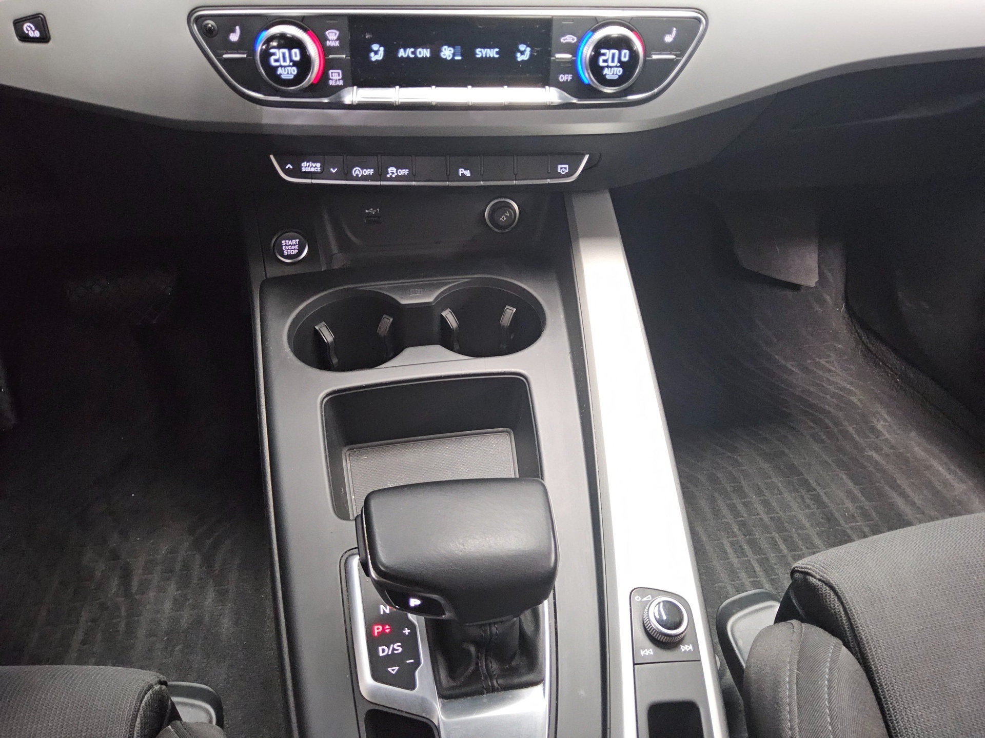 Audi A4 Avant 2.0 TDI advanced Navi+ LED vc RfK AHK 6