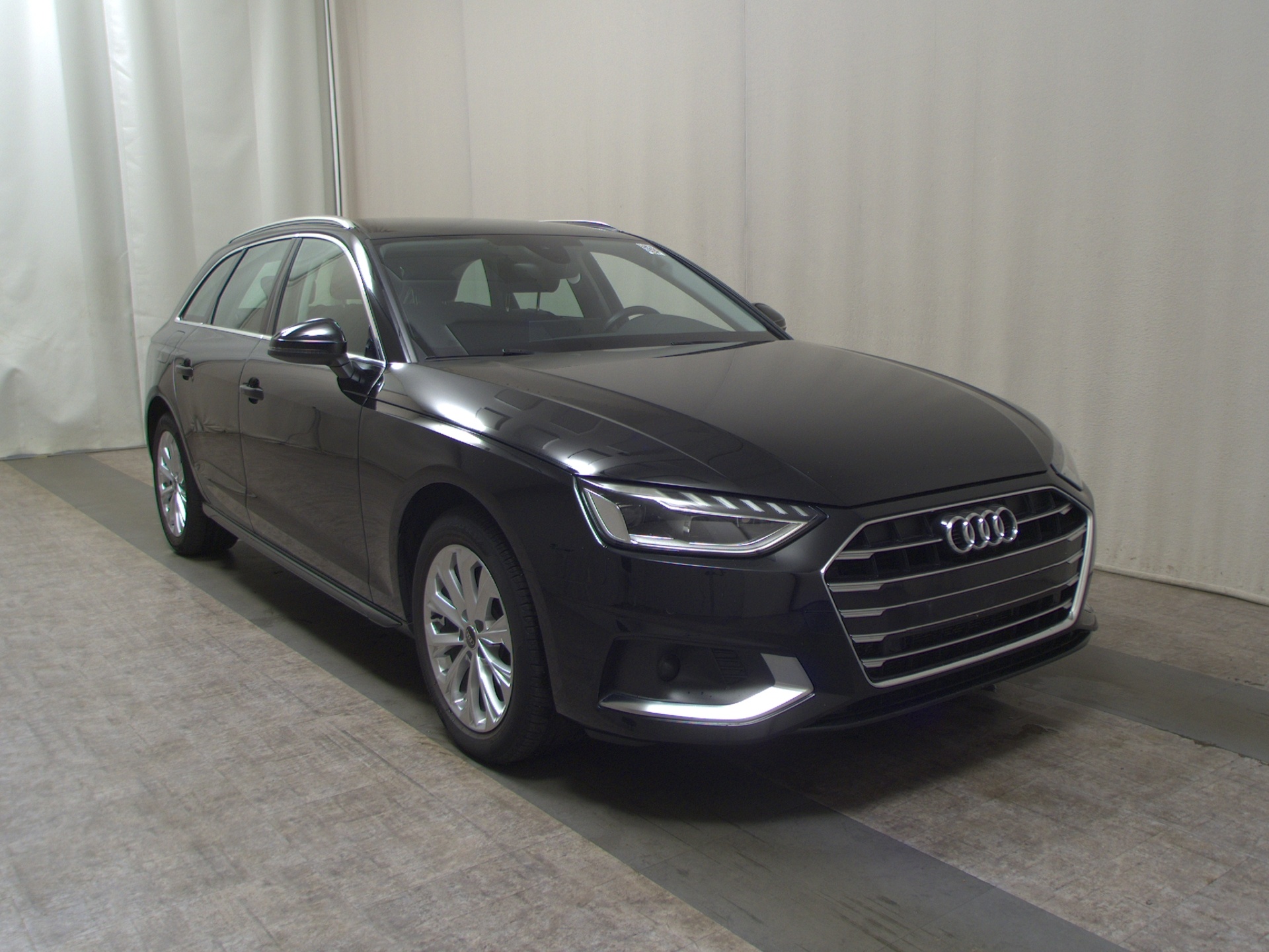 Audi A4 Avant 35 TDI advanced Navi LED Virtual Sportsitze 3
