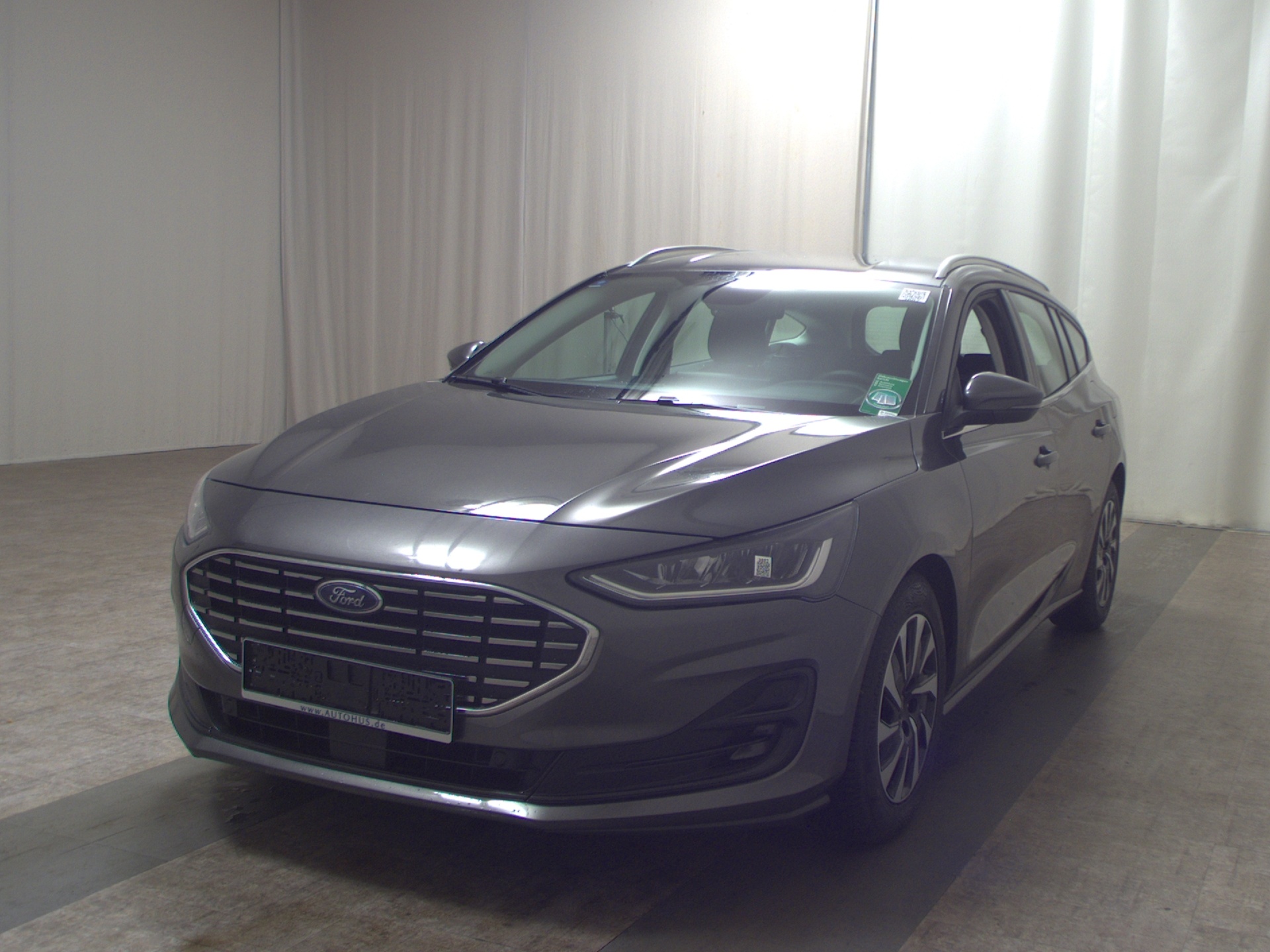Ford Focus Turnier 1.5 EB Titanium Navi LED PDC 2