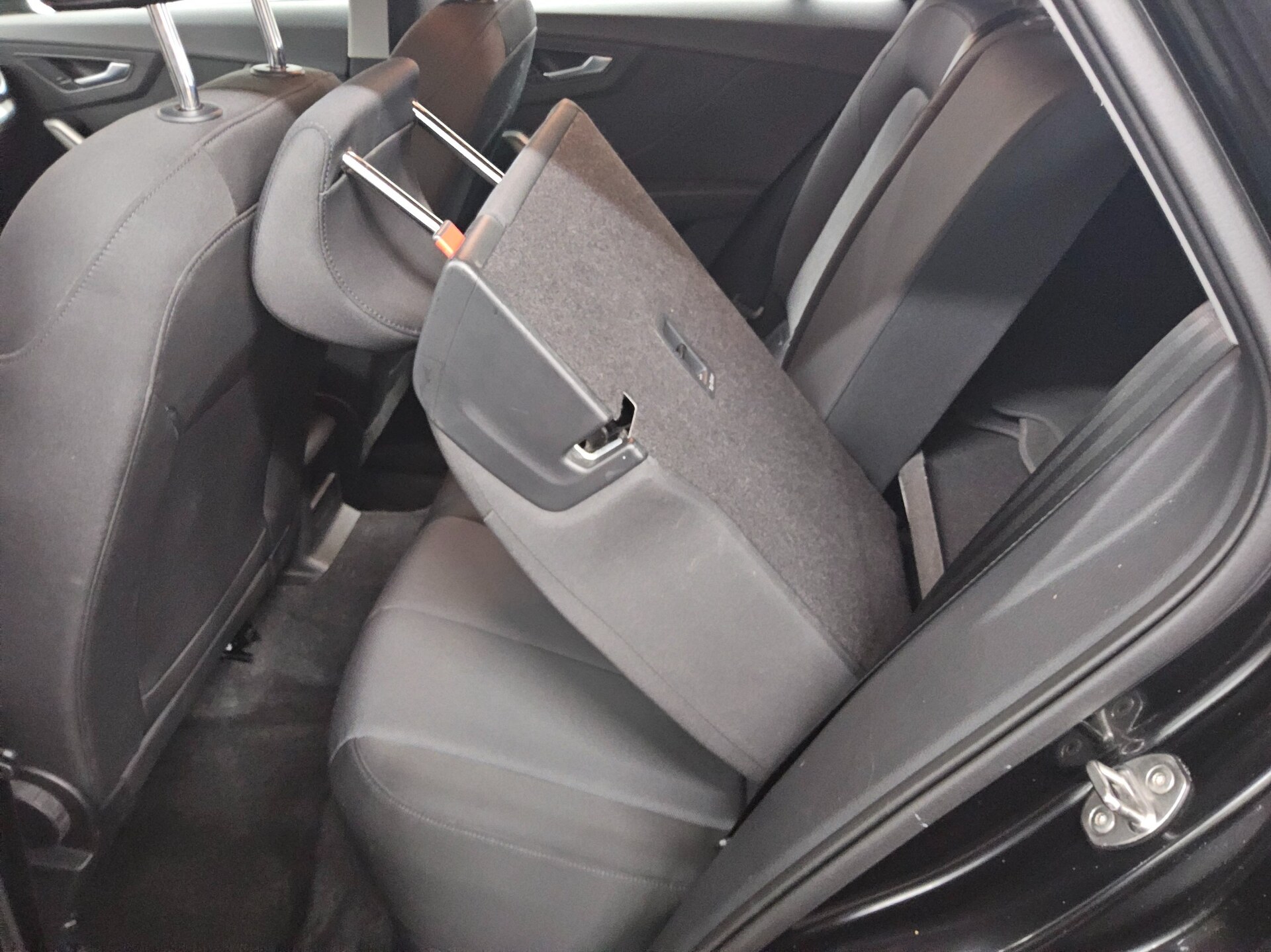 Audi Q2 30 TDI LED Klima 12